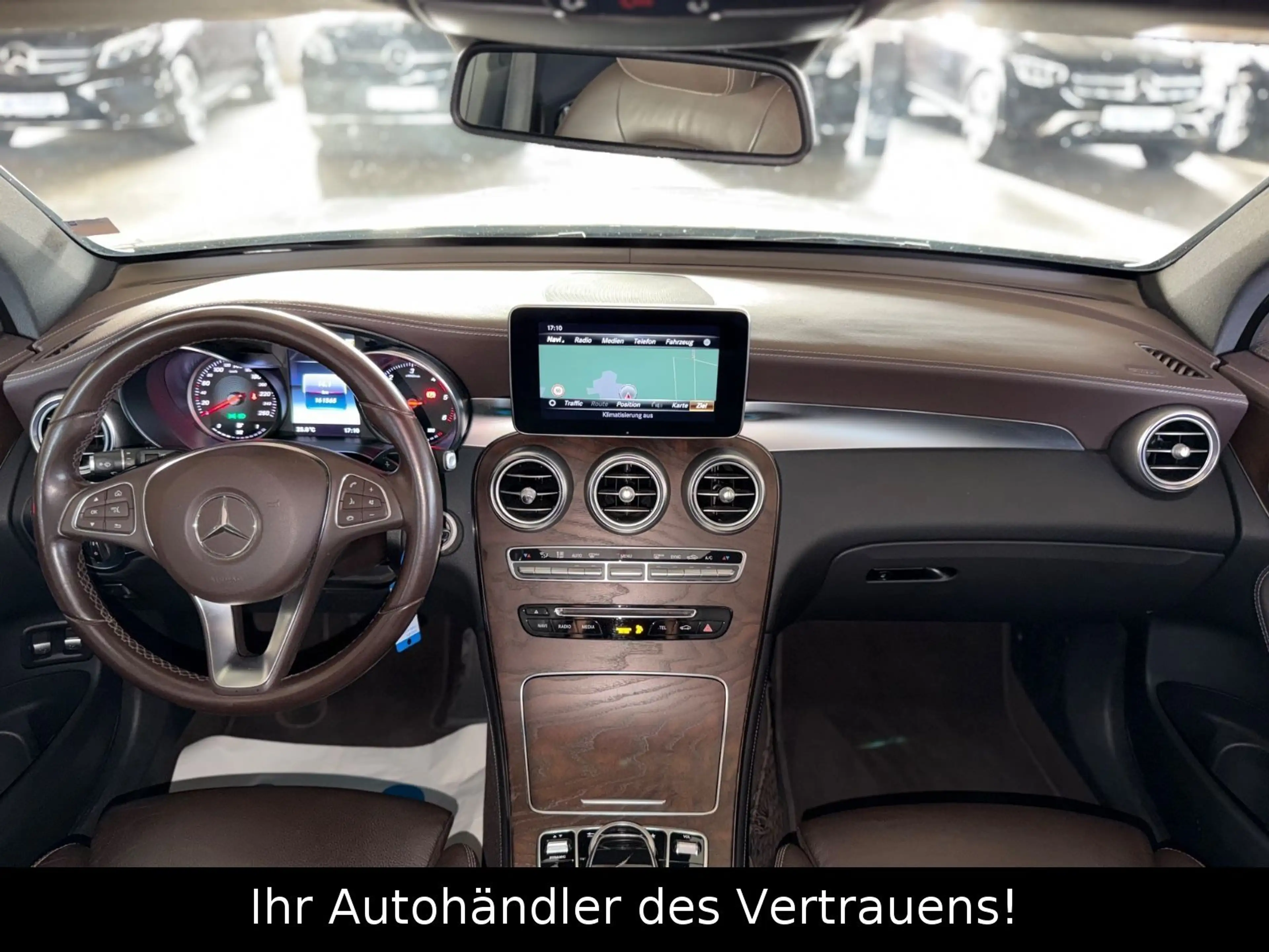 Mercedes-Benz GLC 250 d 4Matic EXCLUSIVE Pano*Burmester*Distron — photo 10