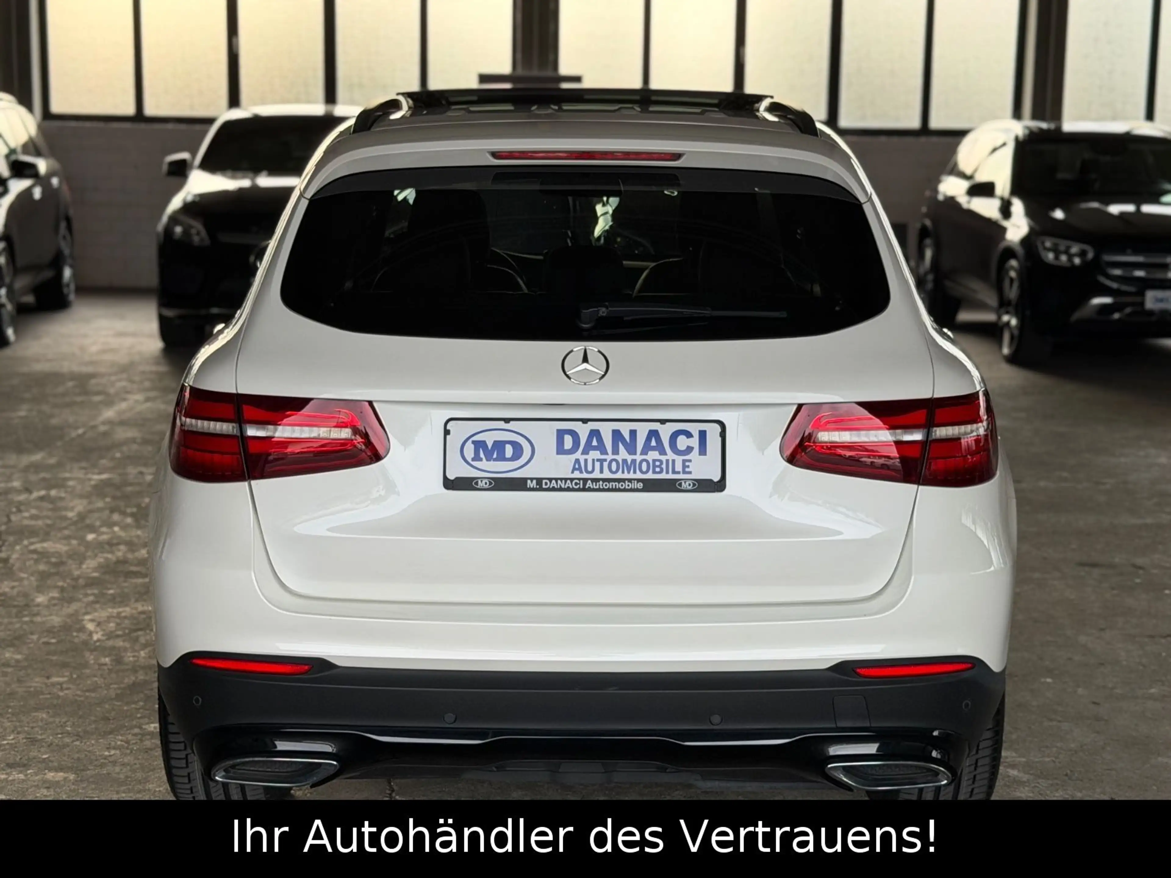 Mercedes-Benz GLC 250 d 4Matic EXCLUSIVE Pano*Burmester*Distron — photo 5