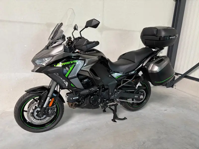 Kawasaki Versys 1100 SE - foto 8
