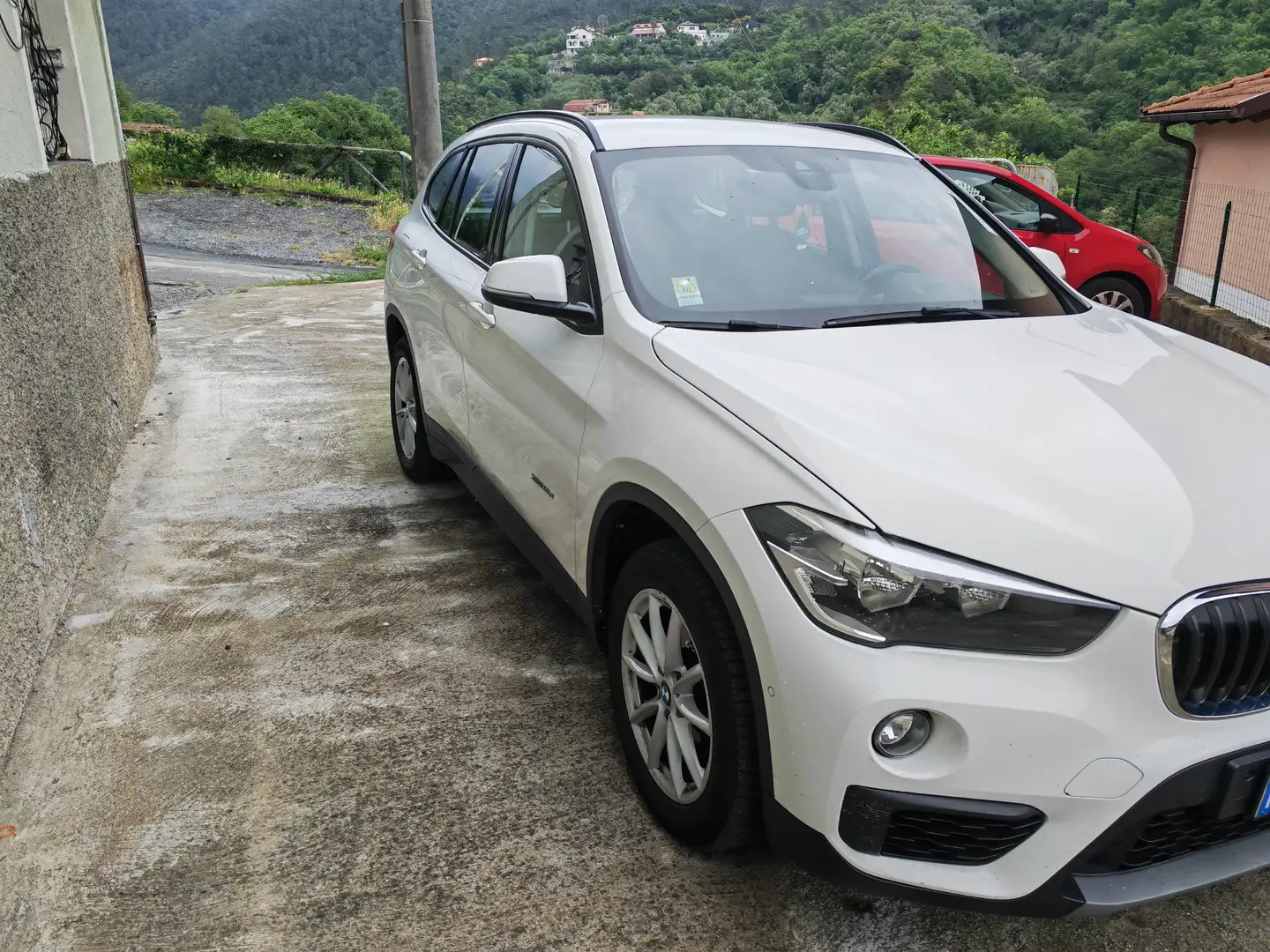 BMW X1 X1 F48 xdrive18d auto Bianco - 2