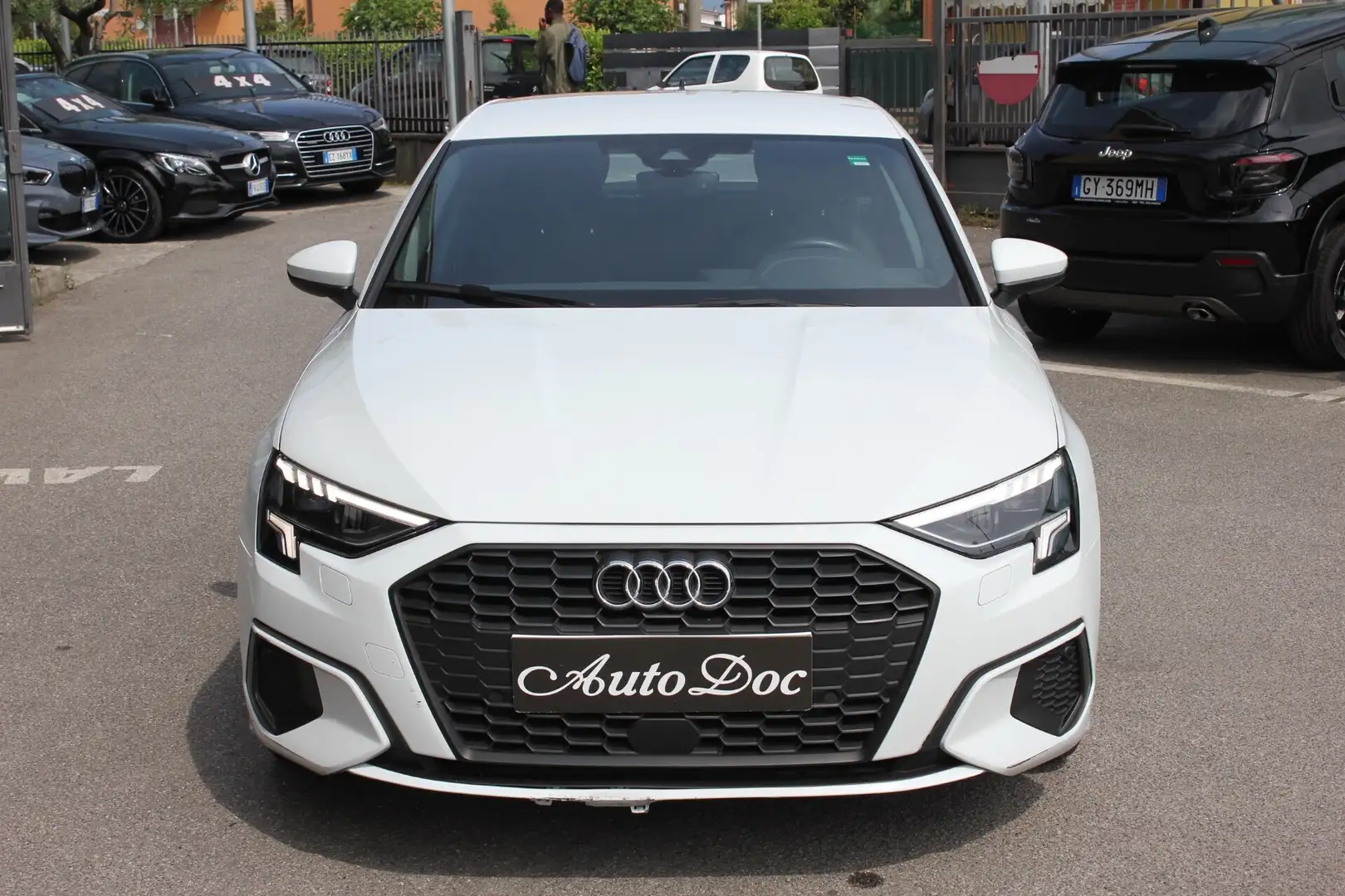Audi A3 SPB 40 TFSI e S-tronic PLUG-IN Bianco - 2