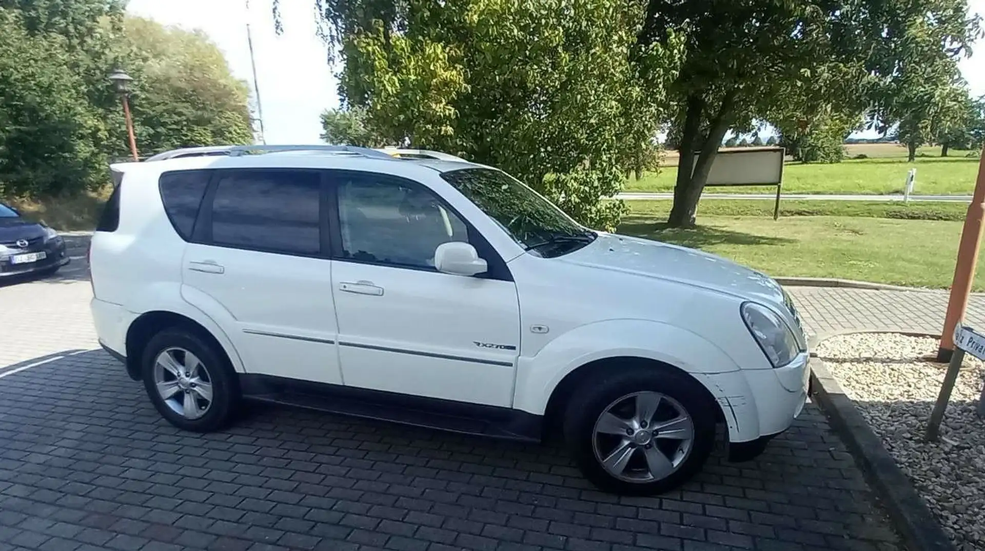 SsangYong Rexton RX XDi 270 XVT Weiß - 2