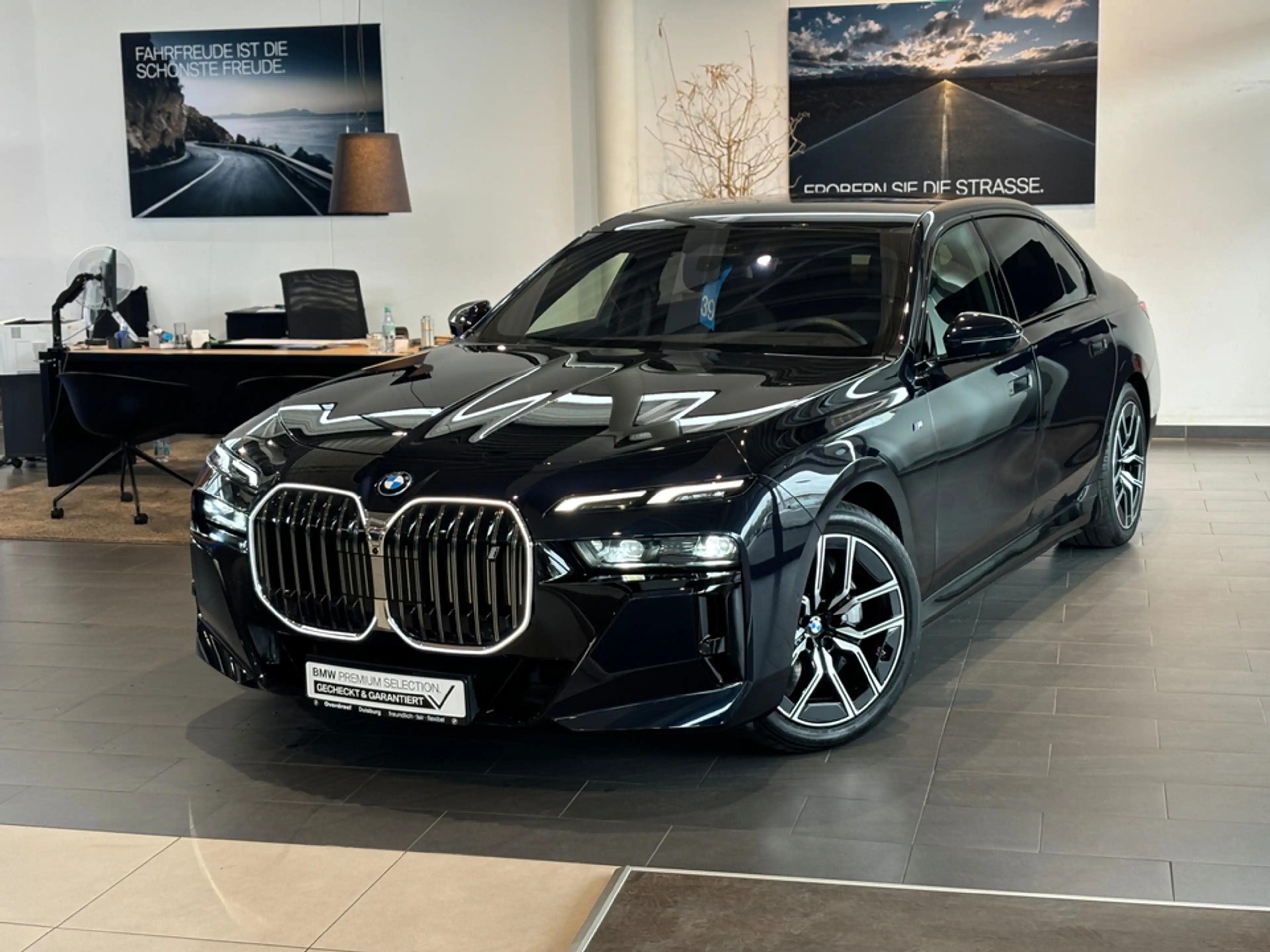 BMW i7 xDrive60 M Sportpaket Innovationsp. AHK — photo 4