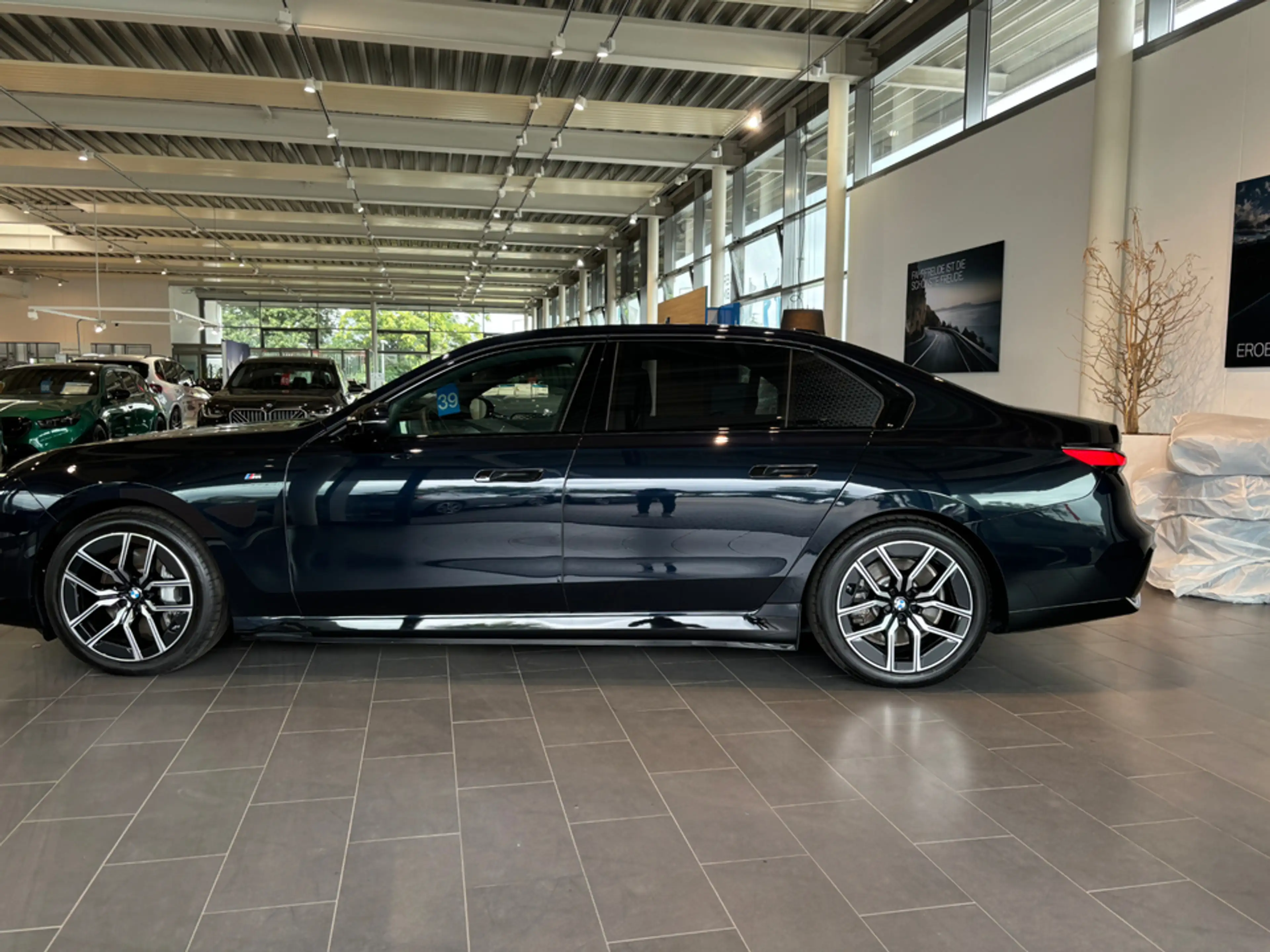 BMW i7 xDrive60 M Sportpaket Innovationsp. AHK — photo 7