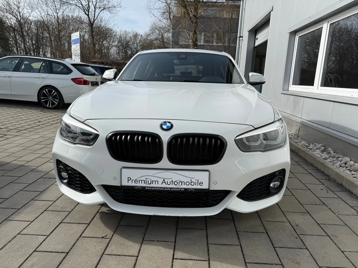 BMW 118 118 i Edition M Sport Shadow Weiß - 2
