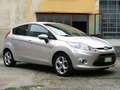 Ford Fiesta 1.2 16V TITANIUM 82CV 5 PORTE Zilver - thumbnail 1