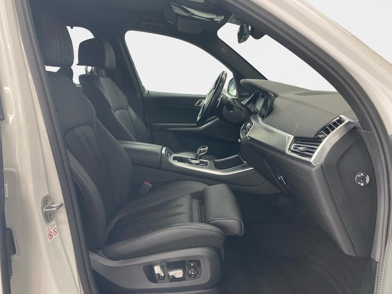 BMW X5 M Sport — photo 14