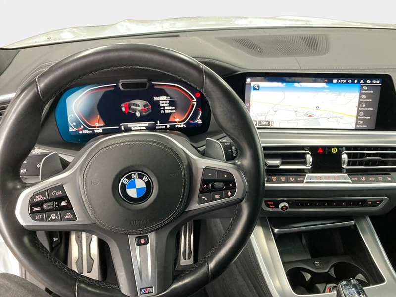 BMW X5 M Sport — photo 12