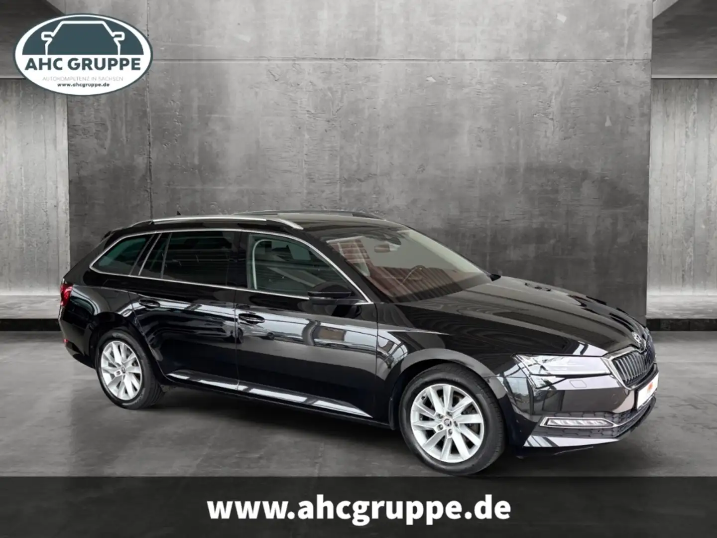 Skoda Superb Combi Style 2,0l TDI 4x4 DSG Style, 147 kW, Navi, Zwart - 2