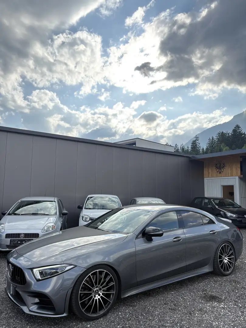 Mercedes-Benz CLS 350 d 4MATIC Aut.*AMG - Paket* Grijs - 1