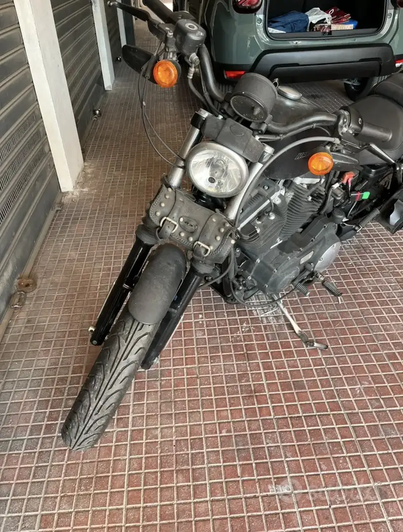 Harley-Davidson Iron 883 - 2