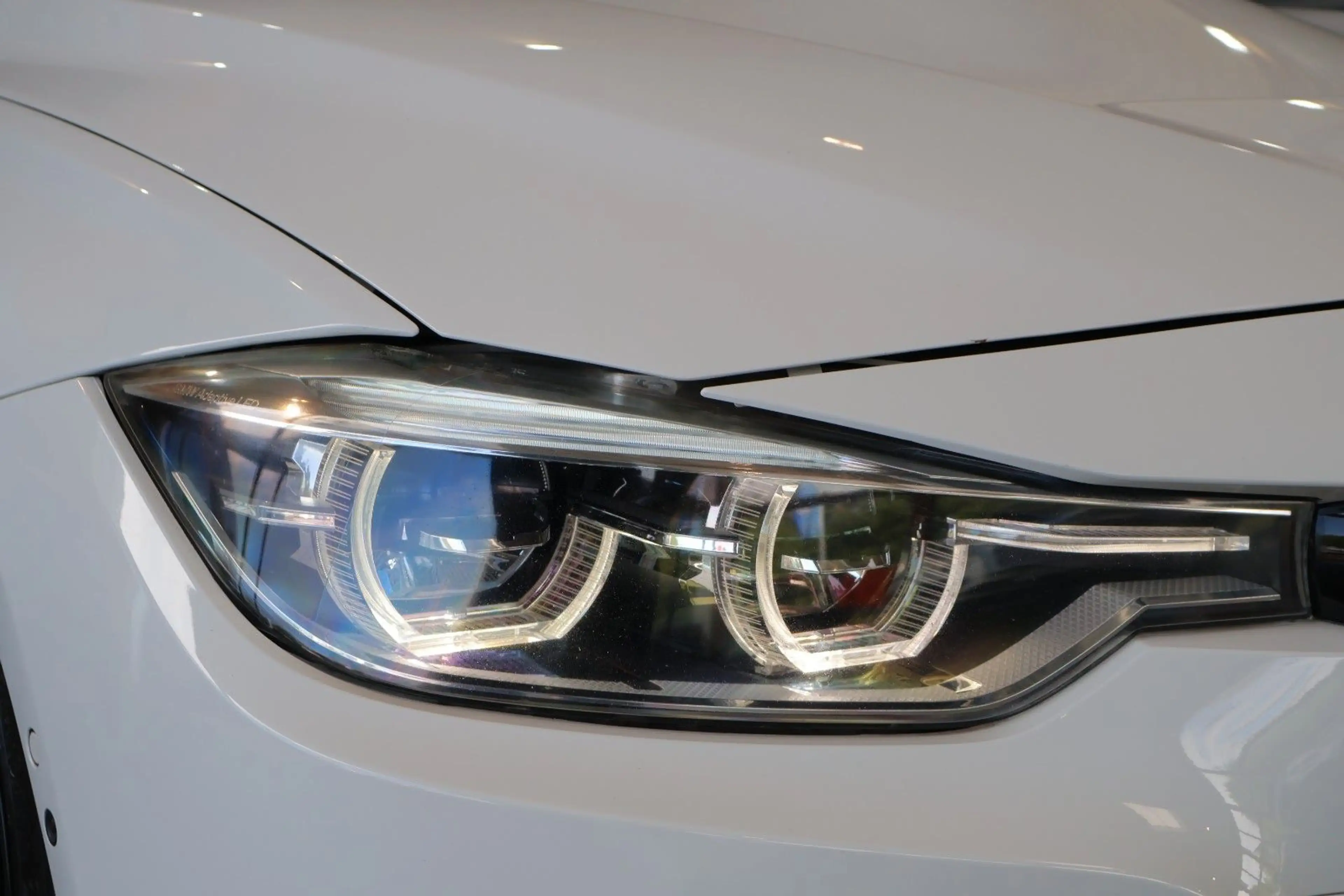 BMW 340 i xDrive M-PERFORMANCE/360°/H&K/ADAP.LED/20" — photo 7