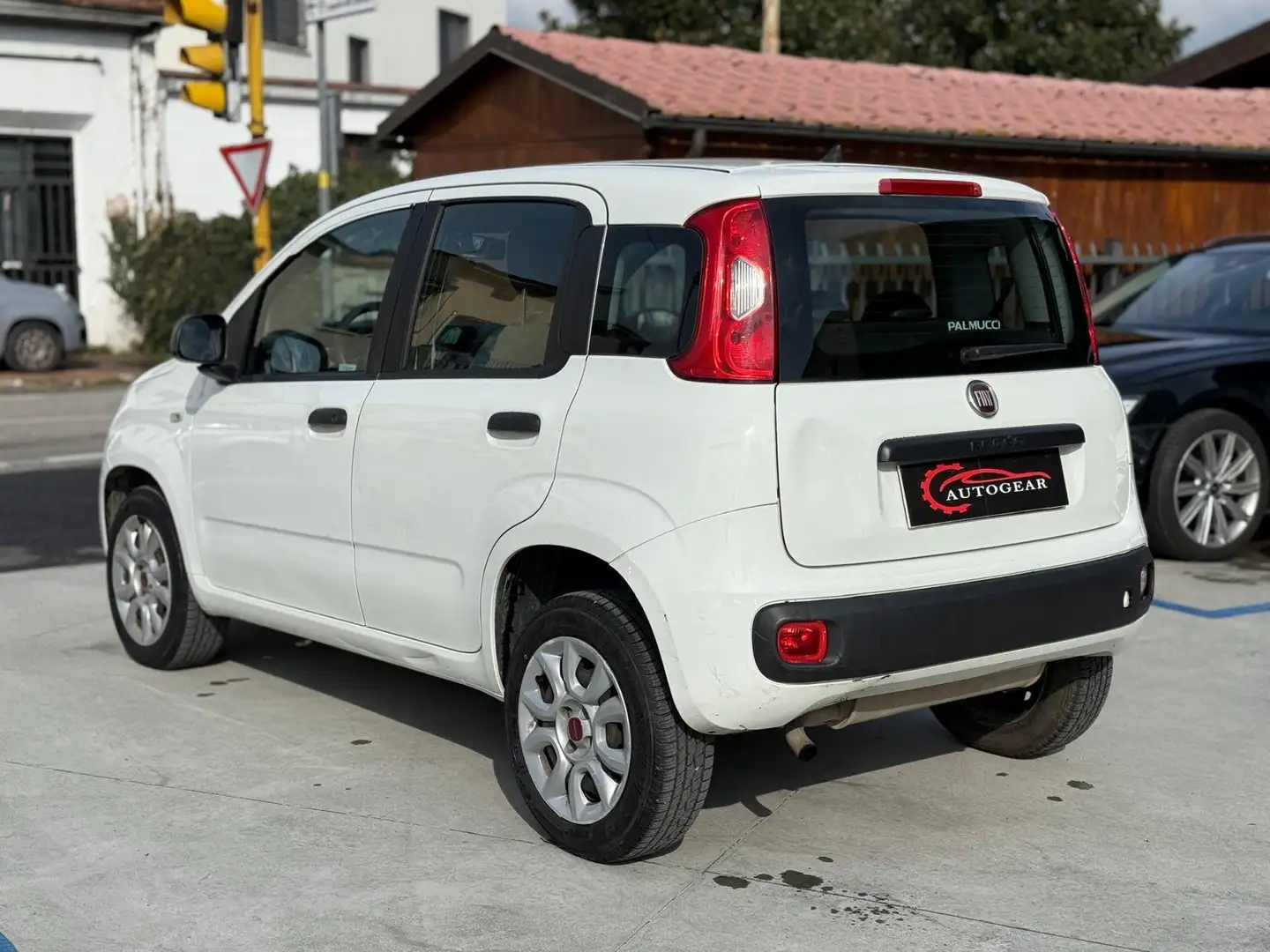 Fiat Panda 0.9 t.air t. natural power Lounge 80cv E6 Wit - 2