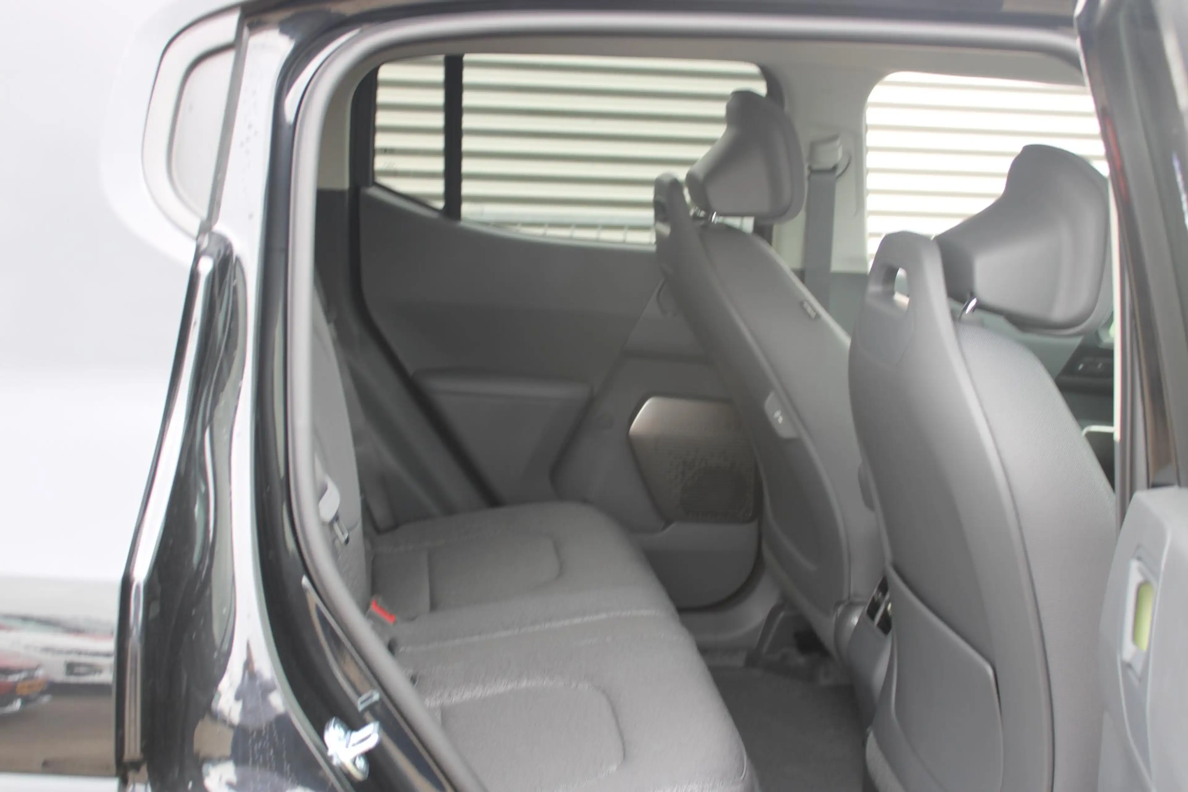 Kia EV2 Plus 42.2 kWh 4p. Stoel en stuurverwarming / 18" L — photo 14