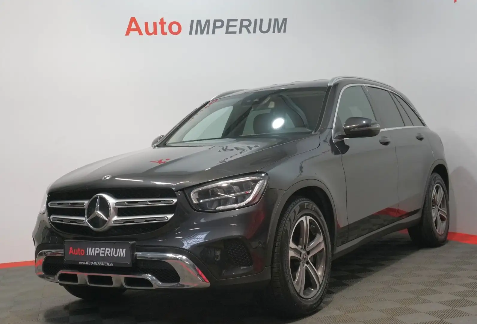 Mercedes-Benz GLC 220 d 4Matic*ACC*RfK*Leder*LED Grau - 1