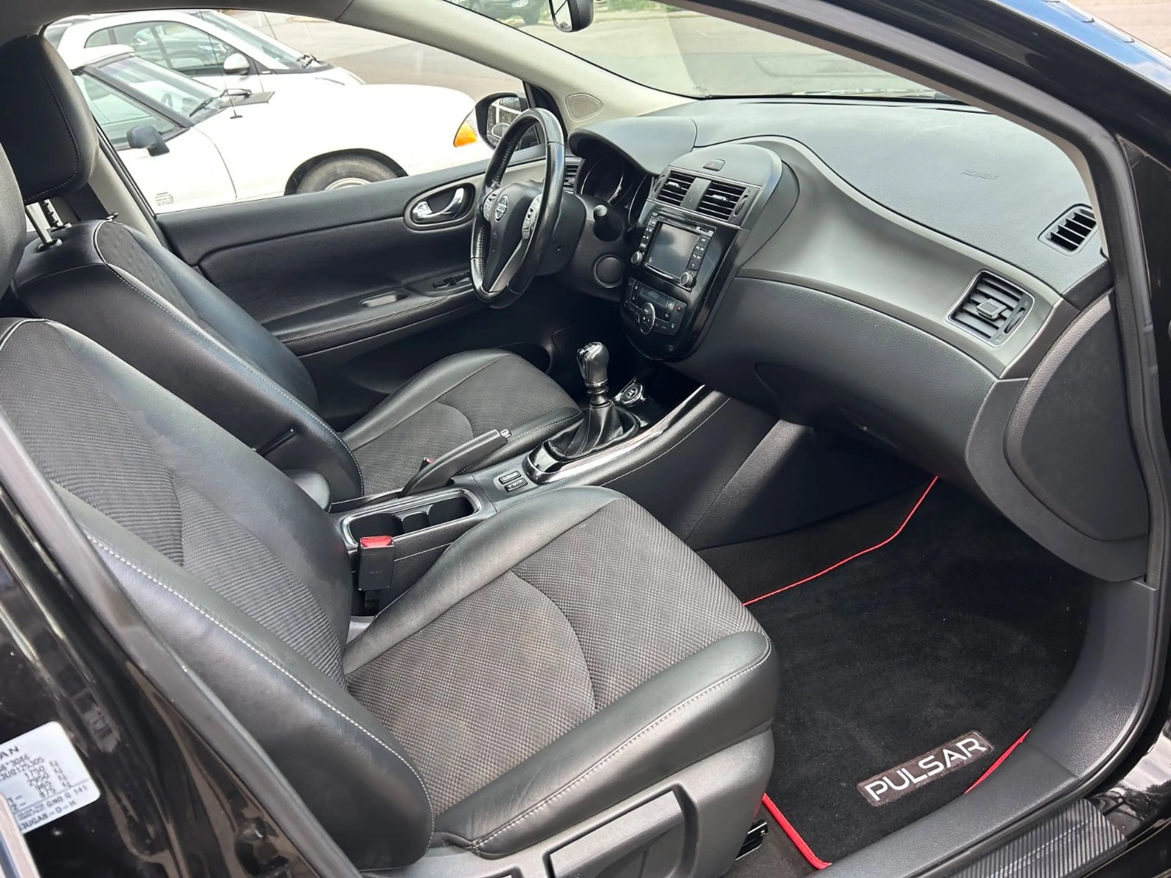Nissan Pulsar N-Connecta — photo 8