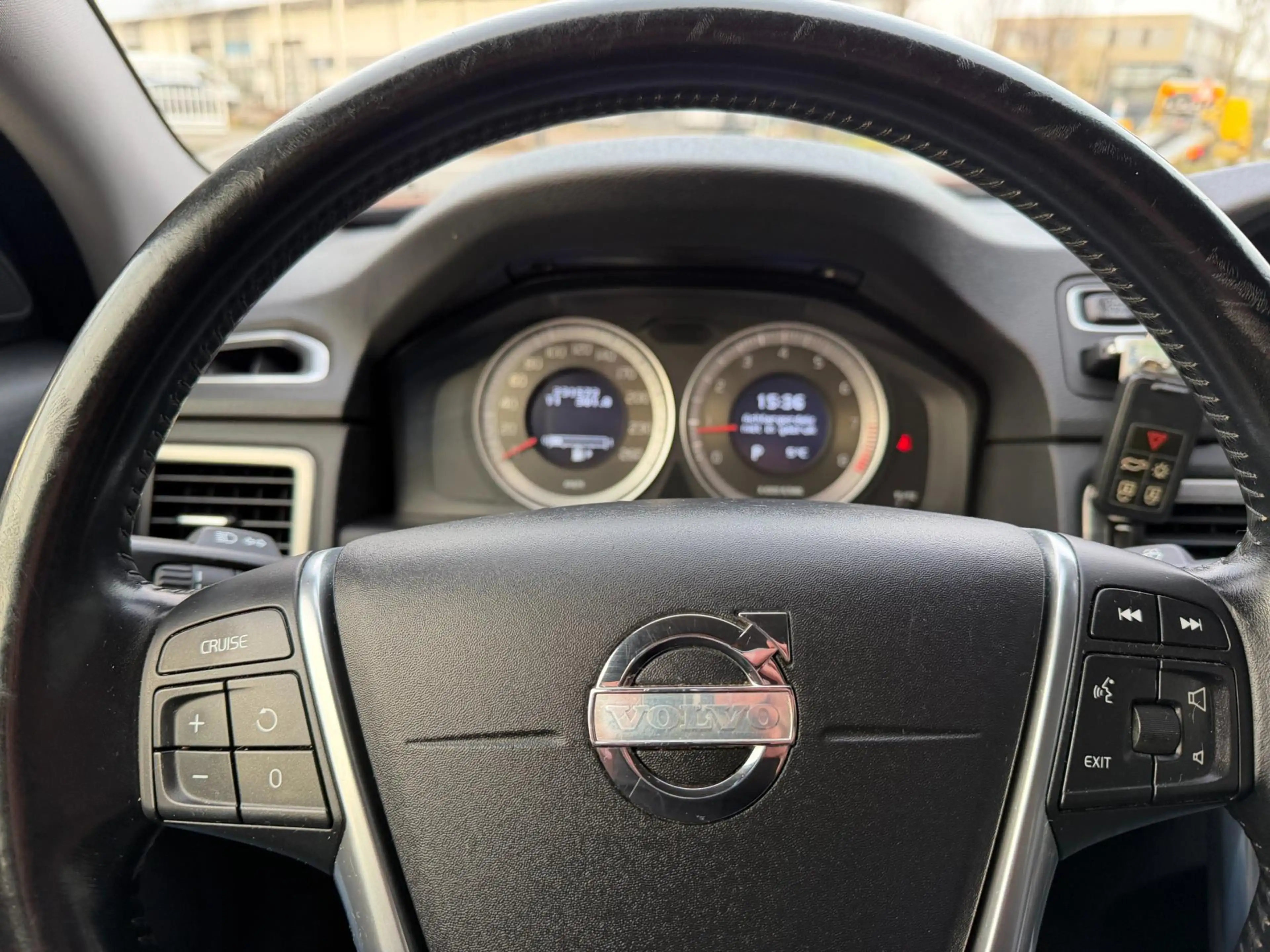 Volvo V70 1.6 T4 Limited Edition AUT|NAVI|Leder|HAAK|Goed OH — photo 14