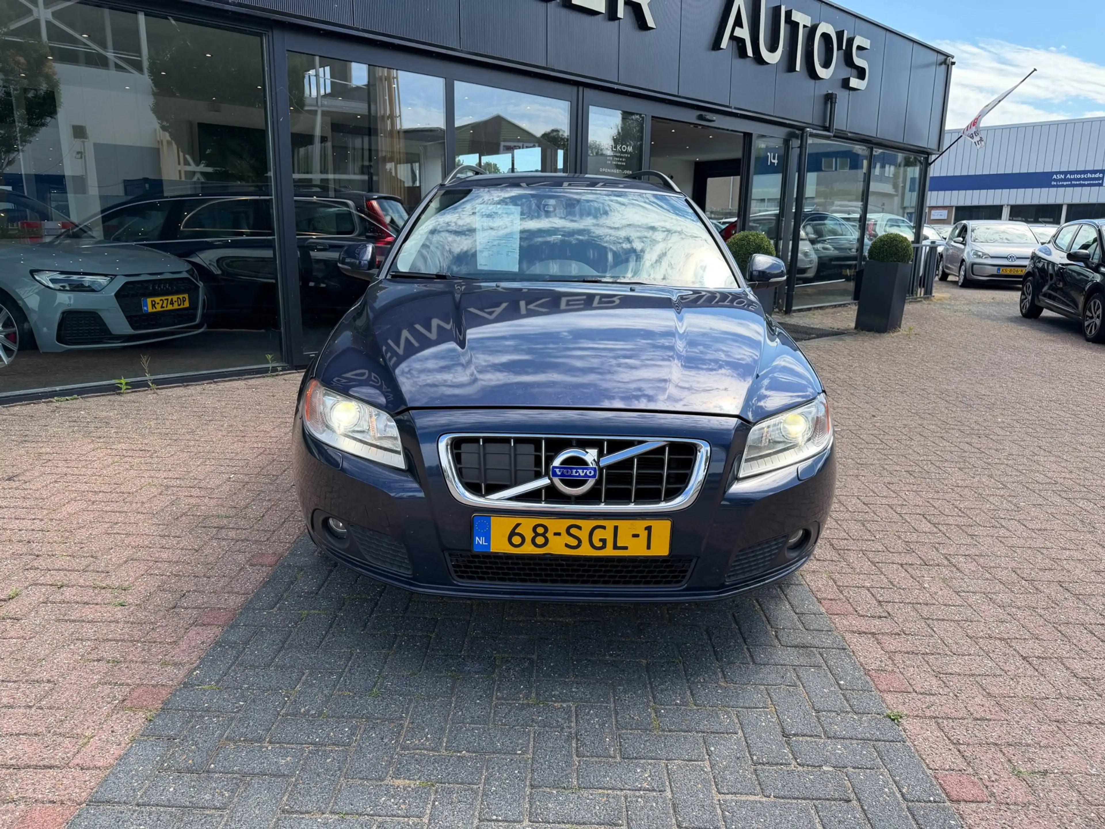 Volvo V70 1.6 T4 Limited Edition AUT|NAVI|Leder|HAAK|Goed OH — photo 4