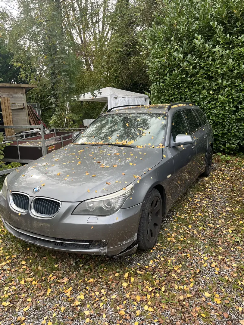 BMW 520 Touring d - 1