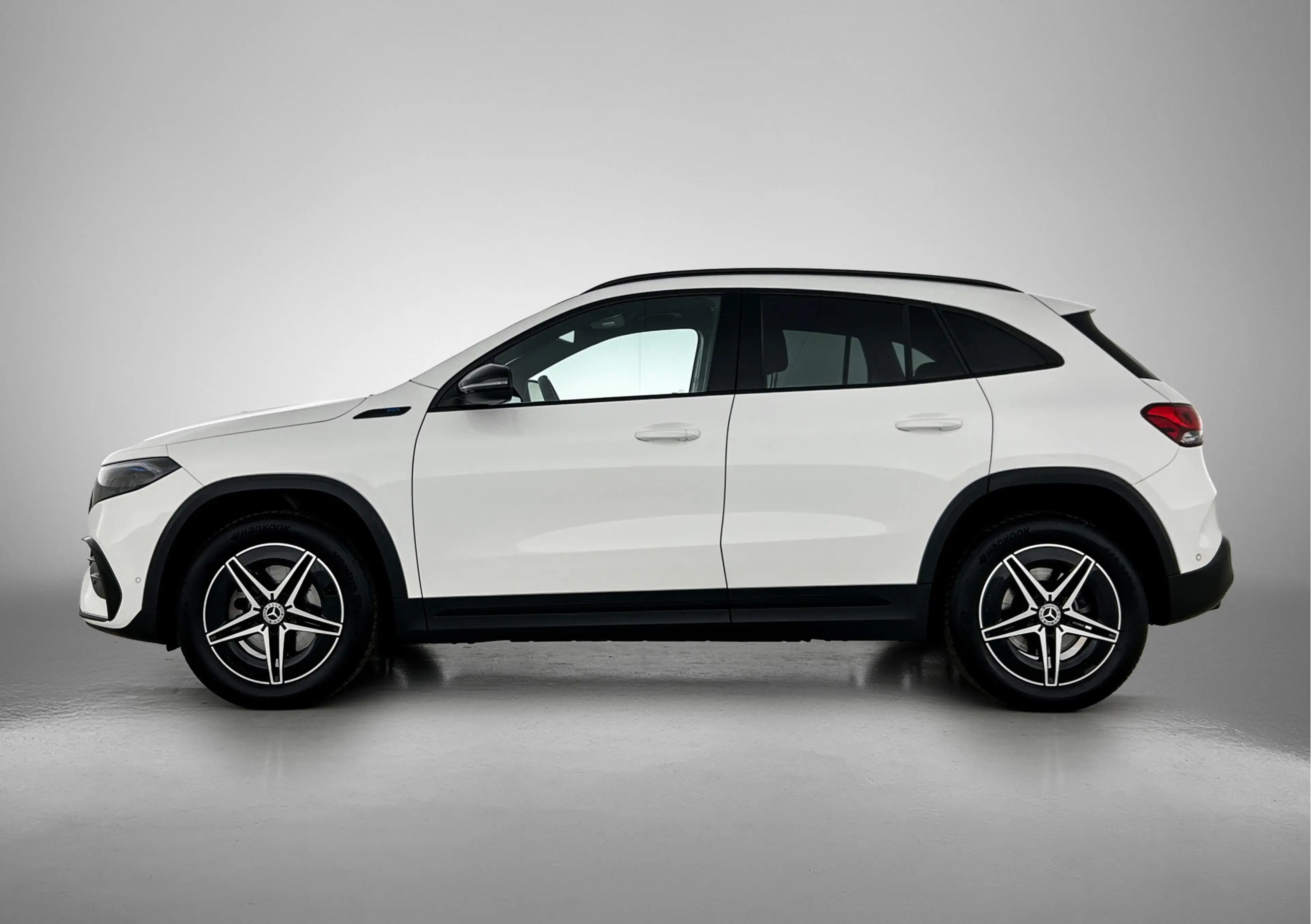 Mercedes-Benz EQA 250 Business Solution AMG 67 kWh | Origineel NL! | Sto — photo 3