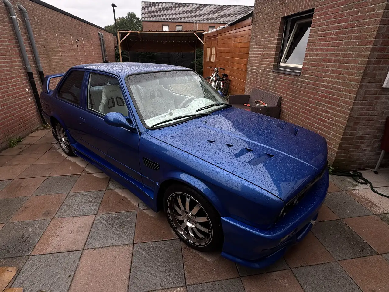 BMW 318 E30, foto 2
