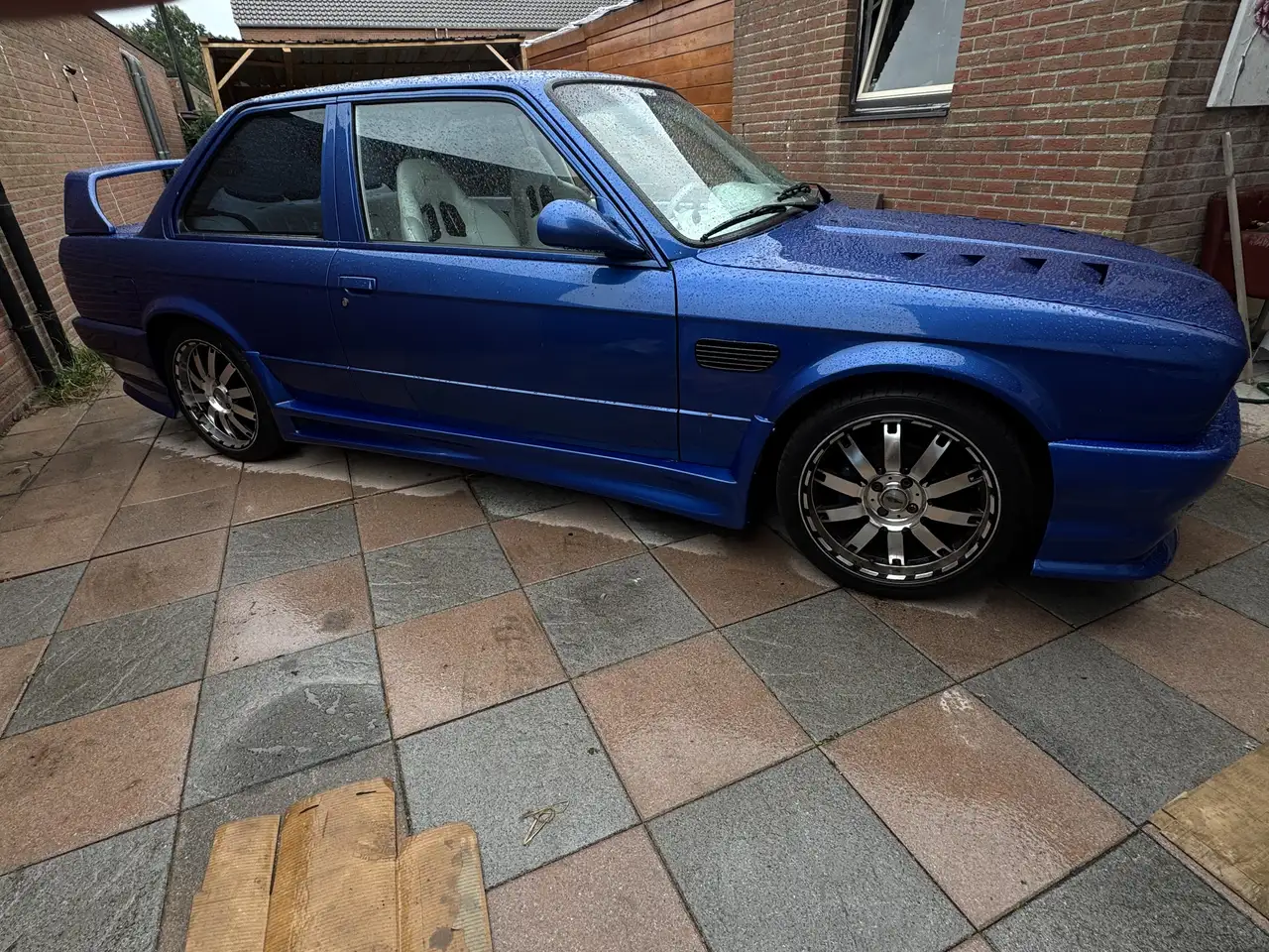 BMW 318 E30, foto 5
