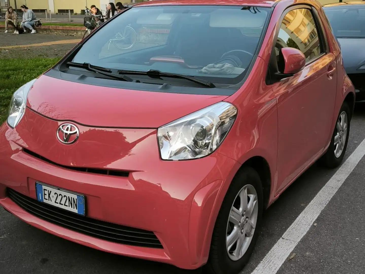 Toyota iQ iQ 1.0 cvt (multidrive) E5 Rosso - 1