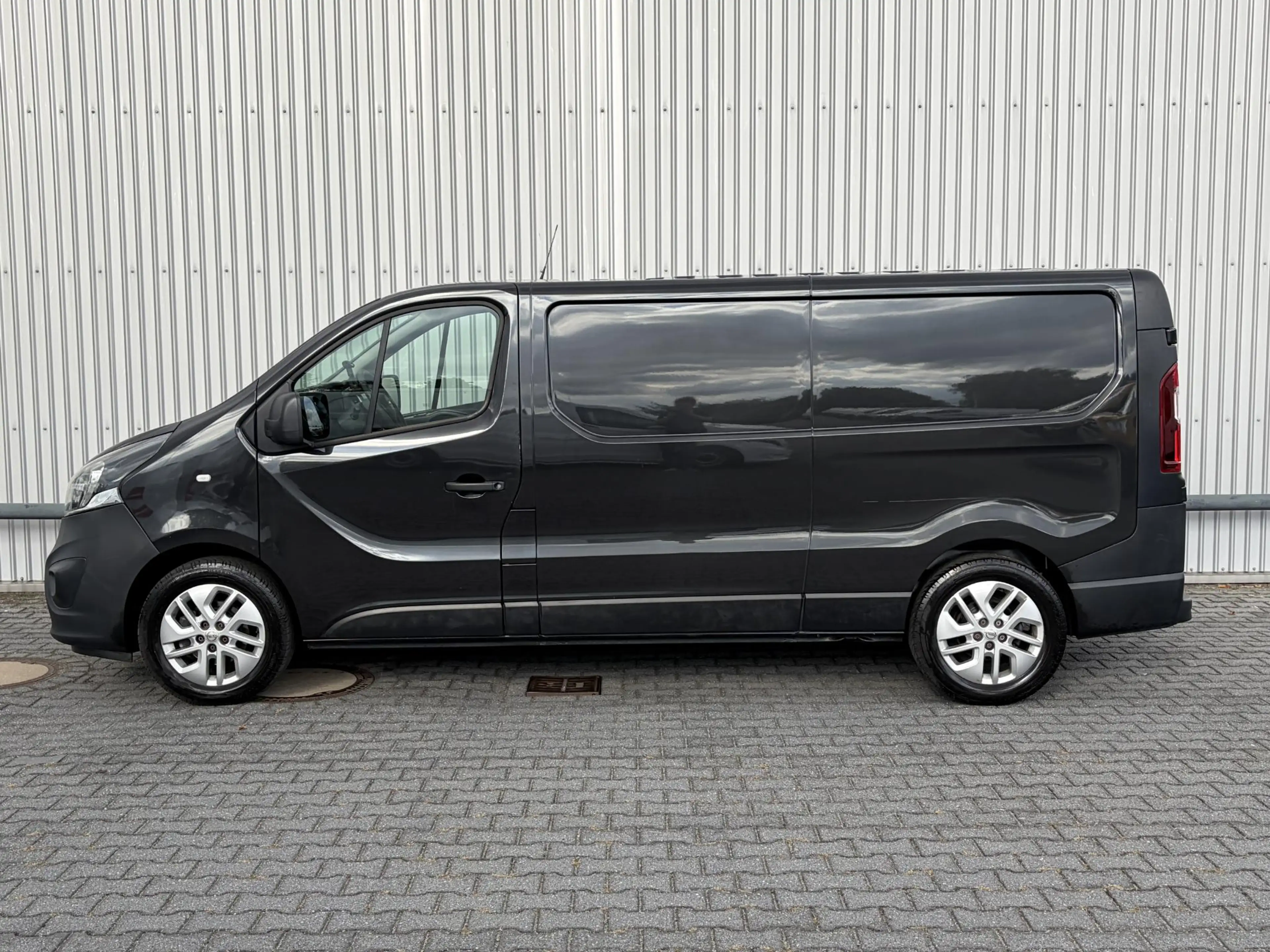 Opel Vivaro 1.6 CDTI L2H1*MARGE*NAVI*CAM*HAAK*CRUISE*A/C*TEL* — photo 6