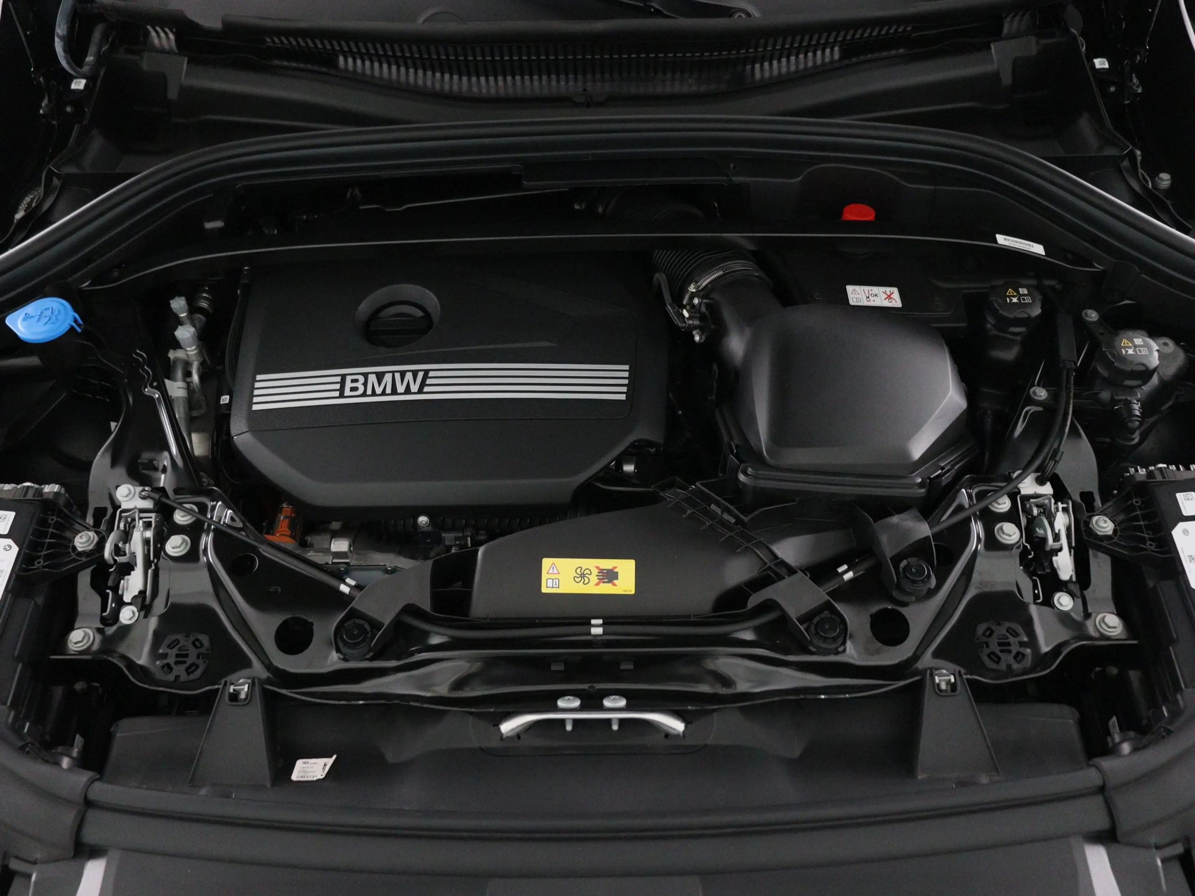 BMW X1 xDrive25e Optimized Edition — photo 5