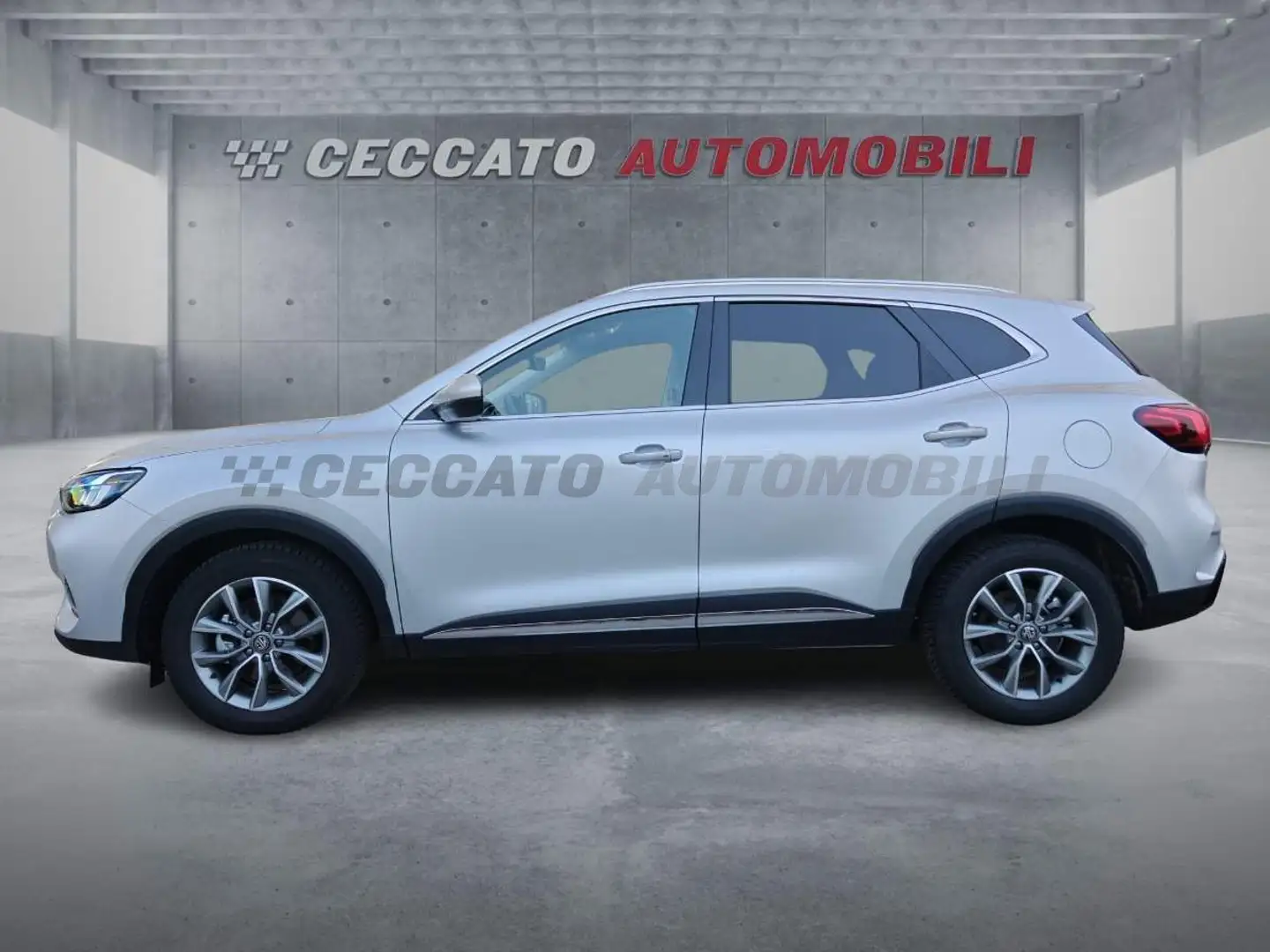 MG HS HS 1.5 t-gdi Comfort Plateado - 2