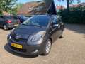 Toyota Yaris Yaris 1.3 VVTi Aspiration Grijs - thumbnail 1