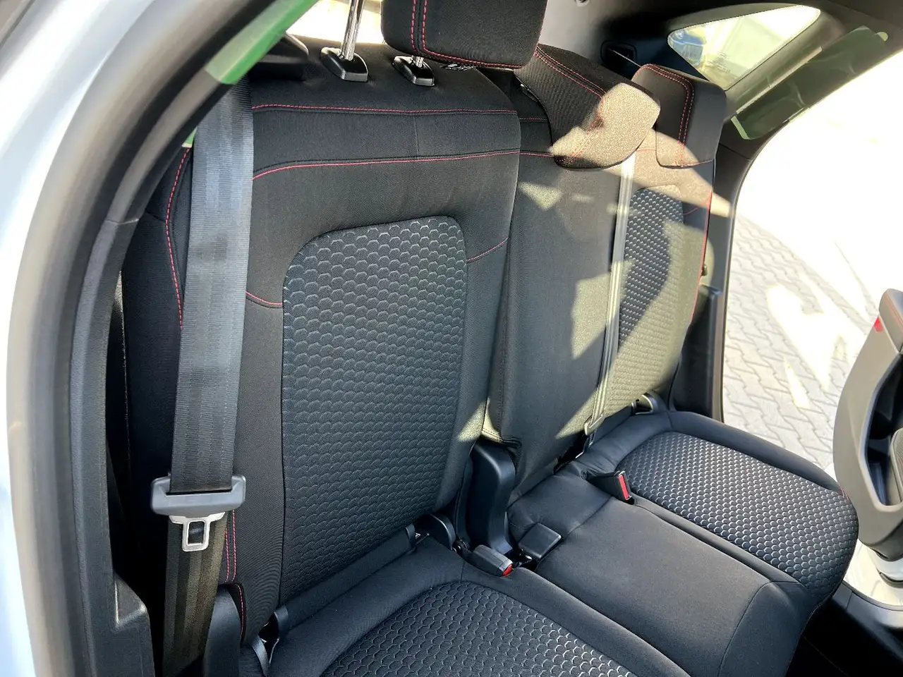 Ford Kuga 1.5 EcoBoost ST-Line LED Navi Kamera Sitzh. 16