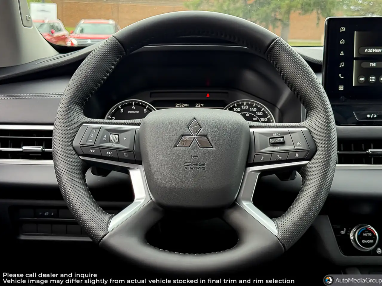 Mitsubishi Outlander photo Mitsubishi Outlander