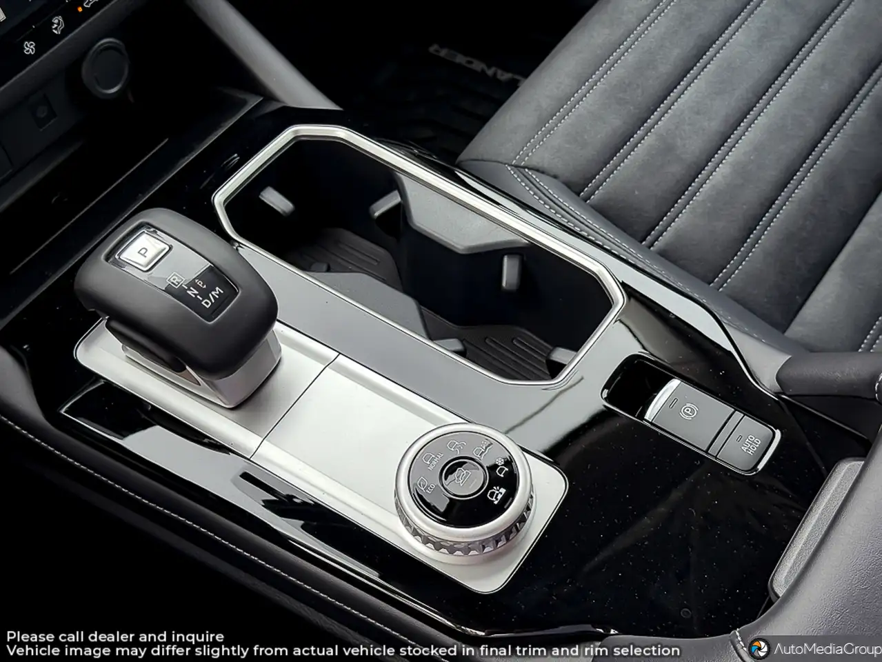 Mitsubishi Outlander photo Mitsubishi Outlander
