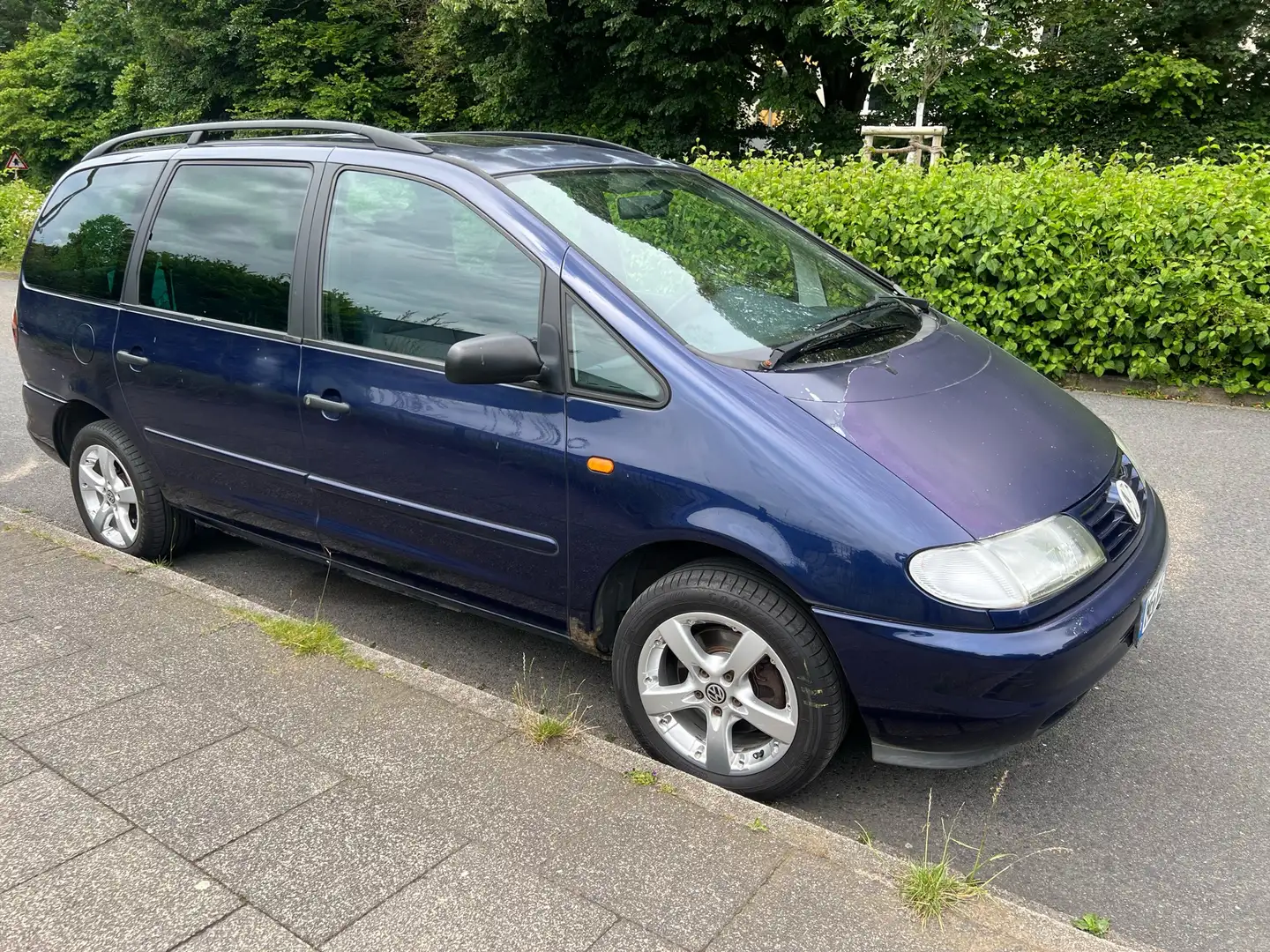Volkswagen Sharan 1,9 TDI Comfortline 110ps Blue - 2