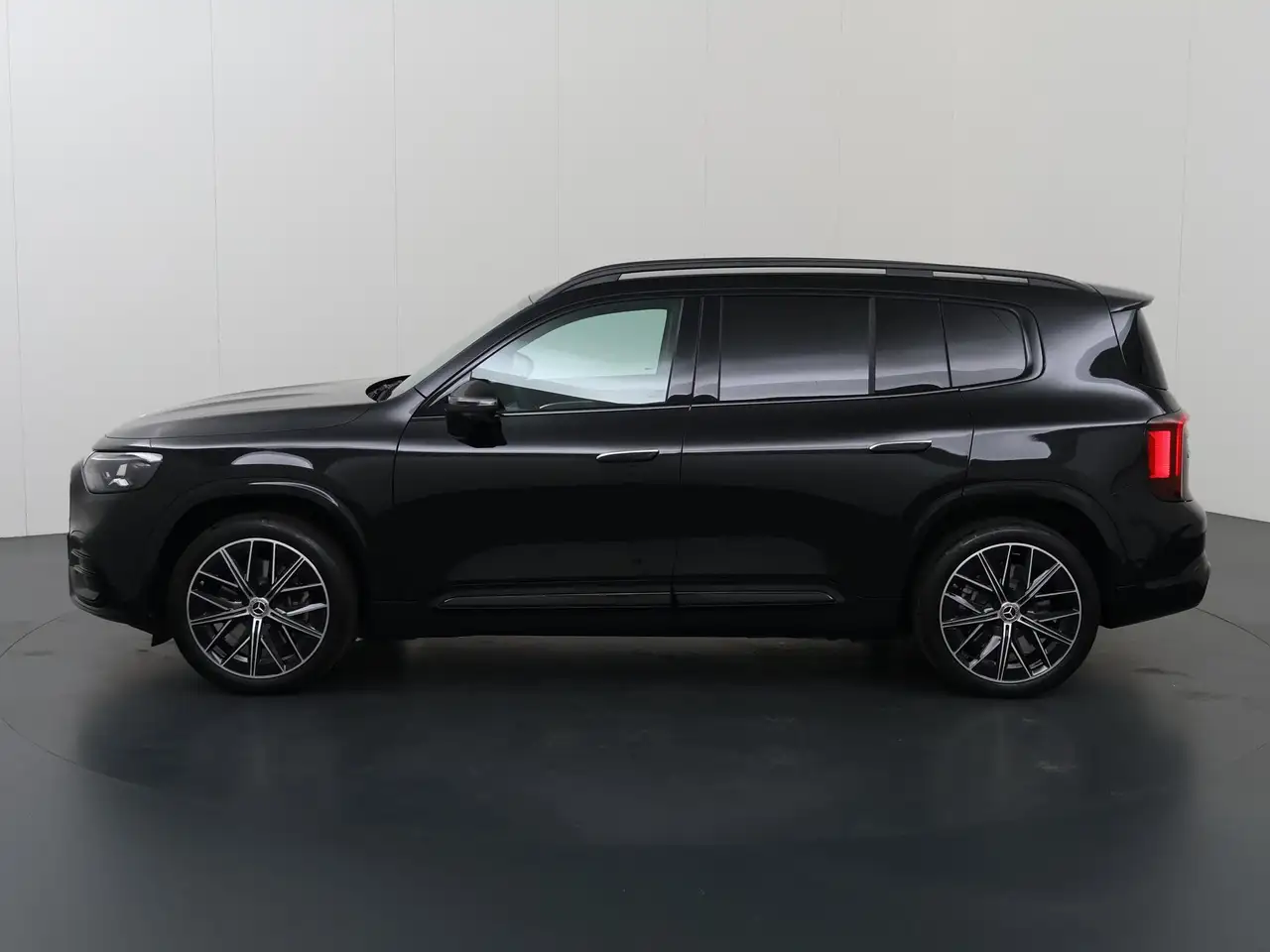 Mercedes-Benz GLB 2026