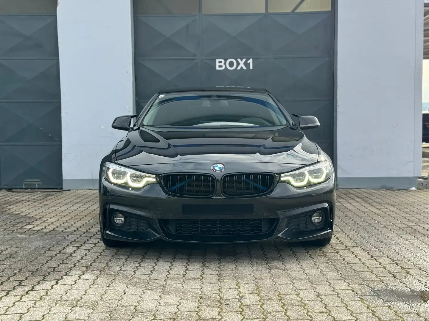 BMW 430 430 d xDrive Sport Line Zwart - 2