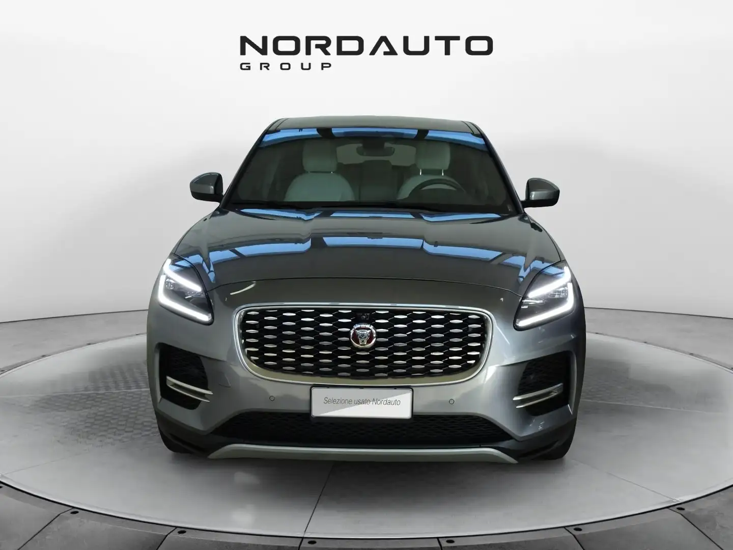 Jaguar E-Pace (X540) 2.0D I4 163 CV AWD Auto R-Dynamic S Gris - 2