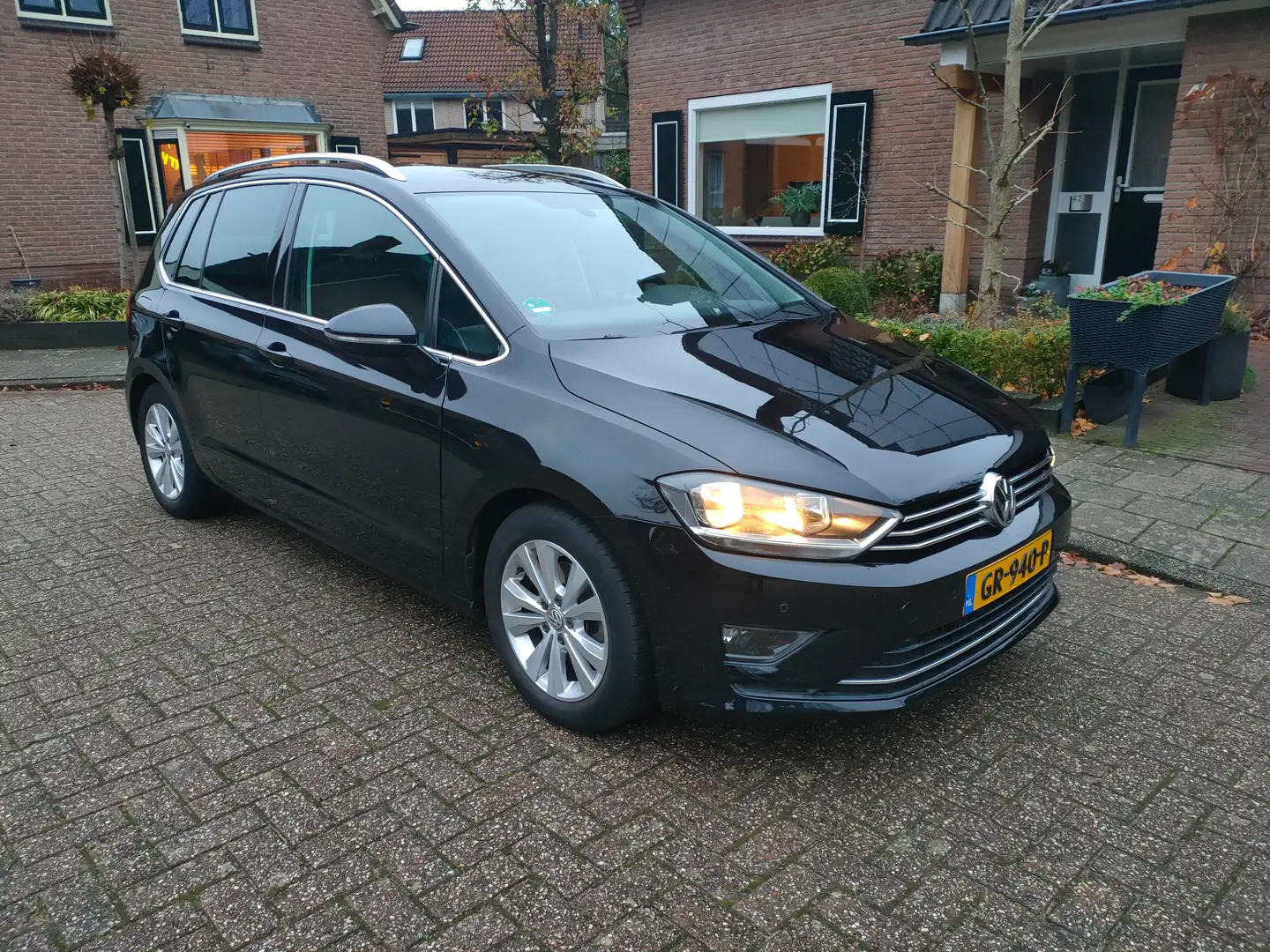 Volkswagen Golf Sportsvan Golf Sportsvan 1.4 TSI Highline Negro - 1