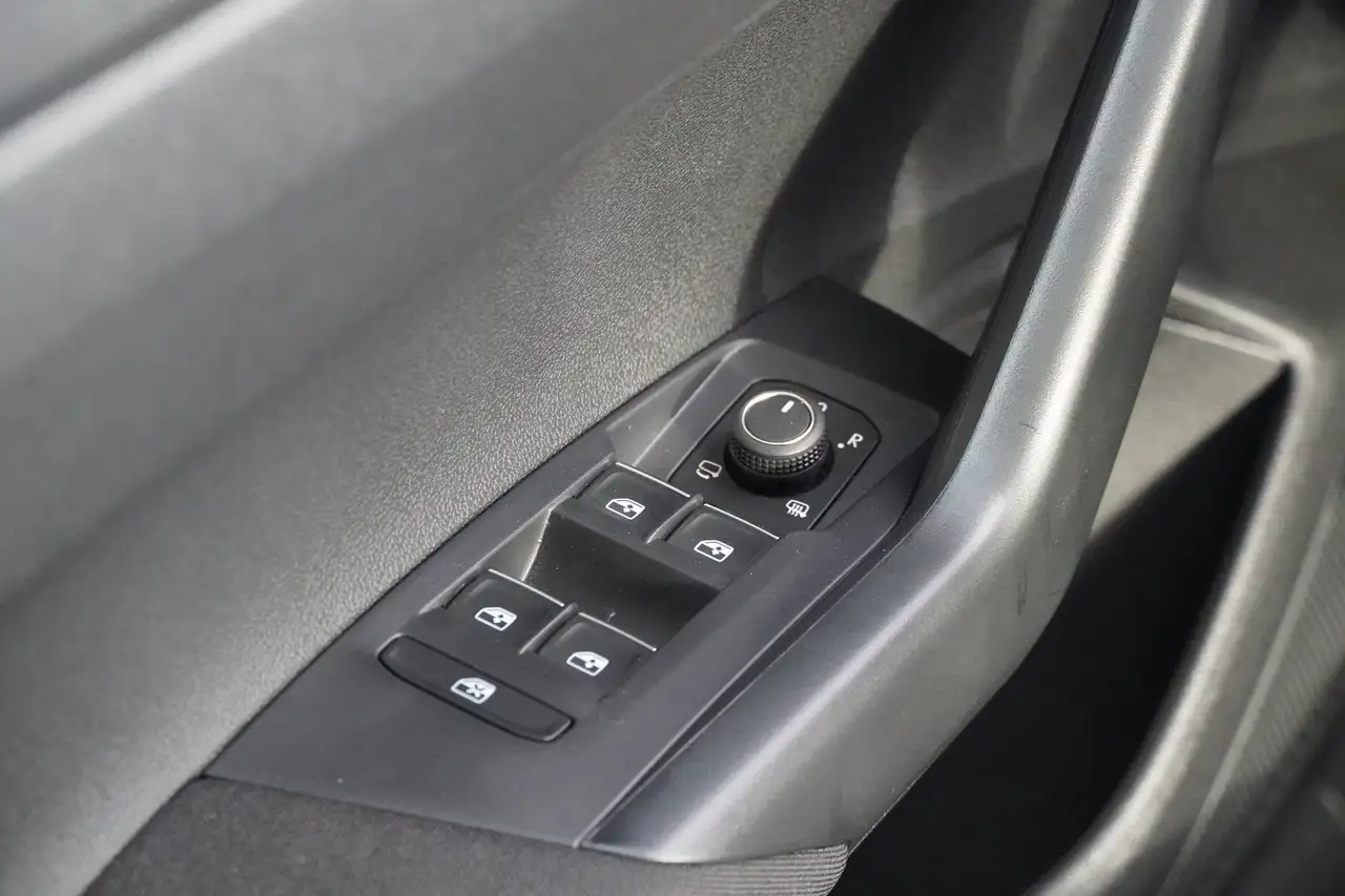 Volkswagen Taigo 1.0 Move LED Klimaaut. Sitzheizung, миниатюра 19
