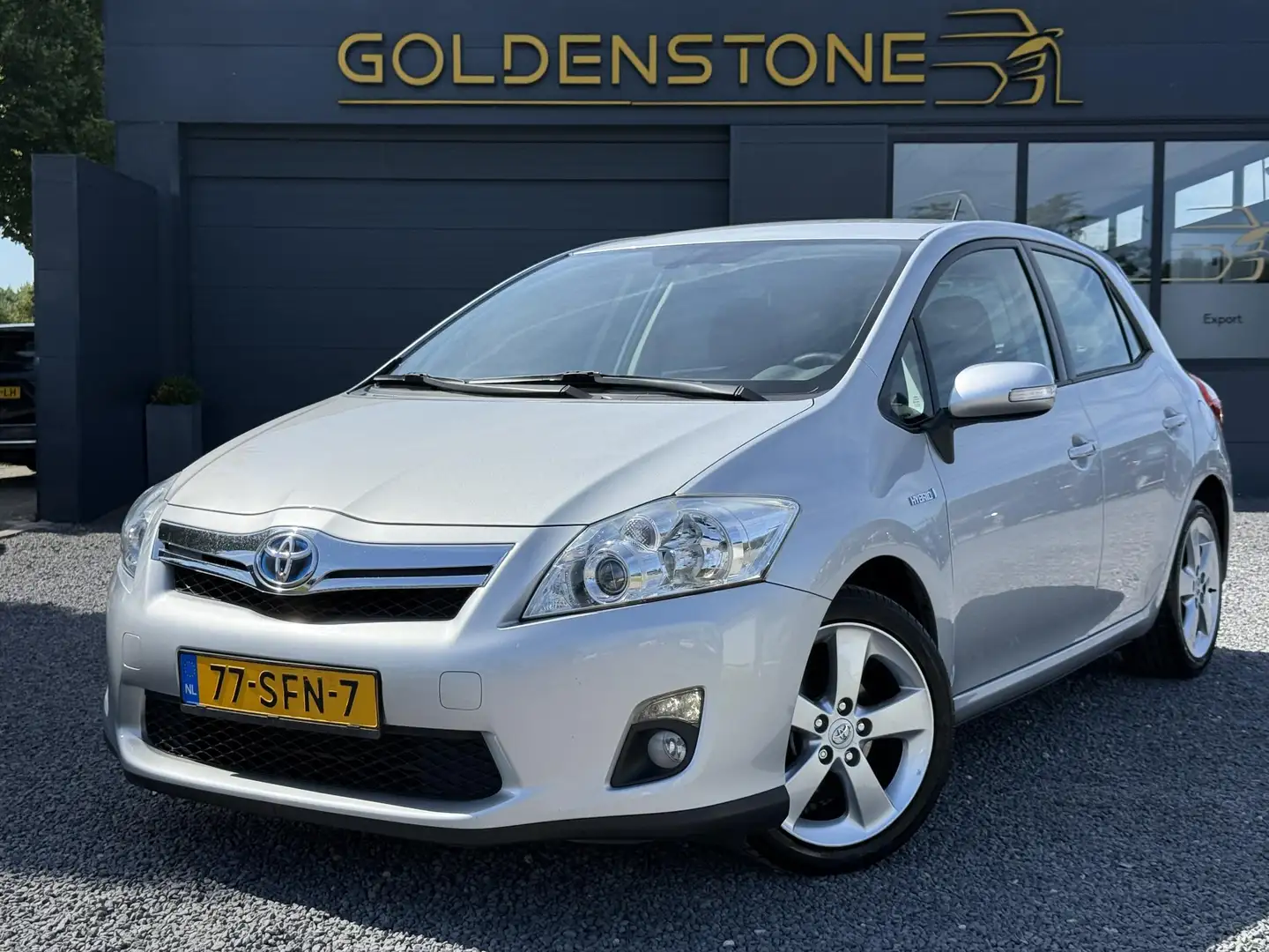 Toyota Auris 1.8 Full Hybrid Dynamic 1e Eigenaar,Dealer Onderho Grijs - 1