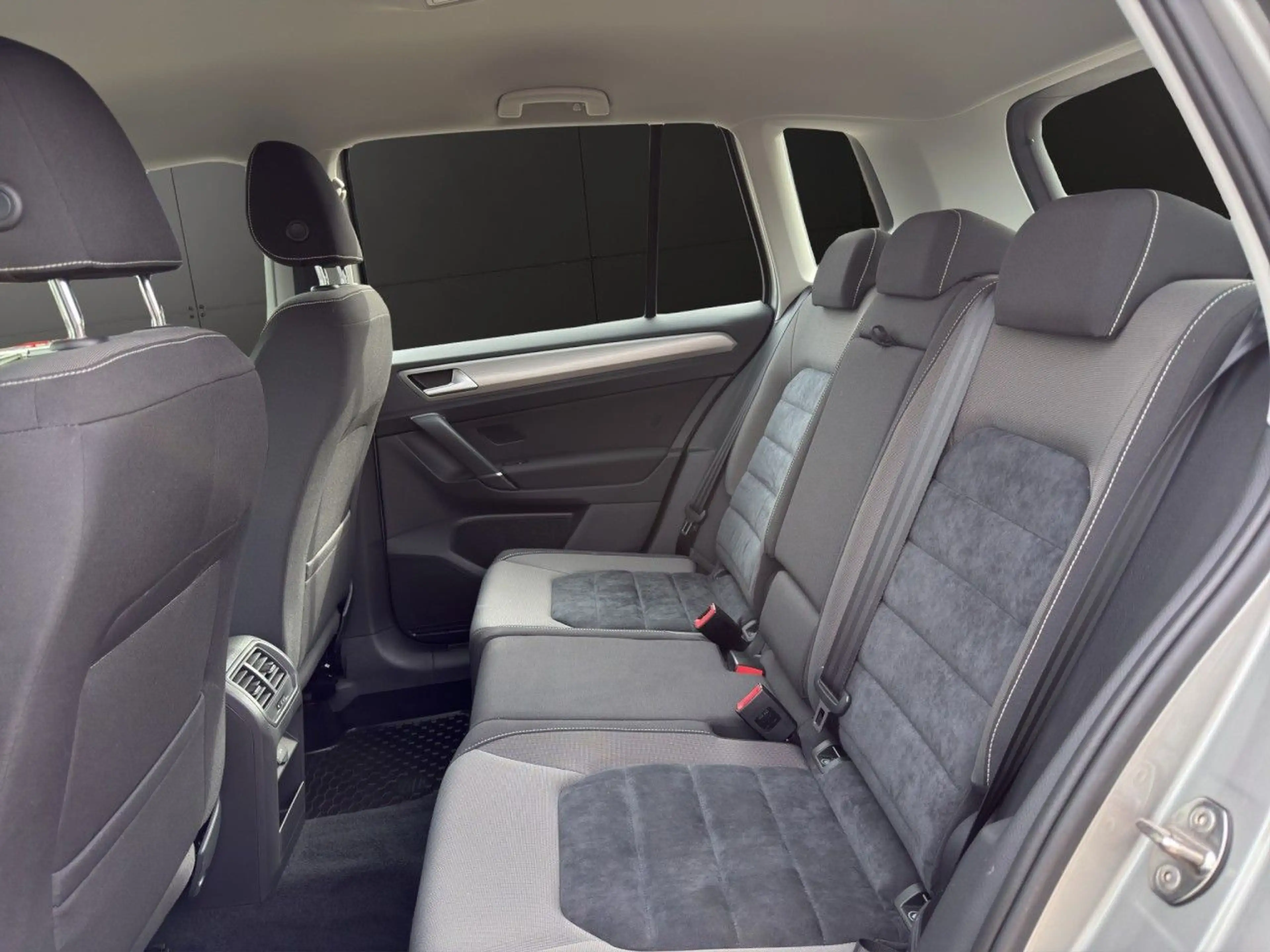 Volkswagen Golf Sportsvan VII 1.4 TSI Comfortline DSG Klima Xenon Navi — photo 13