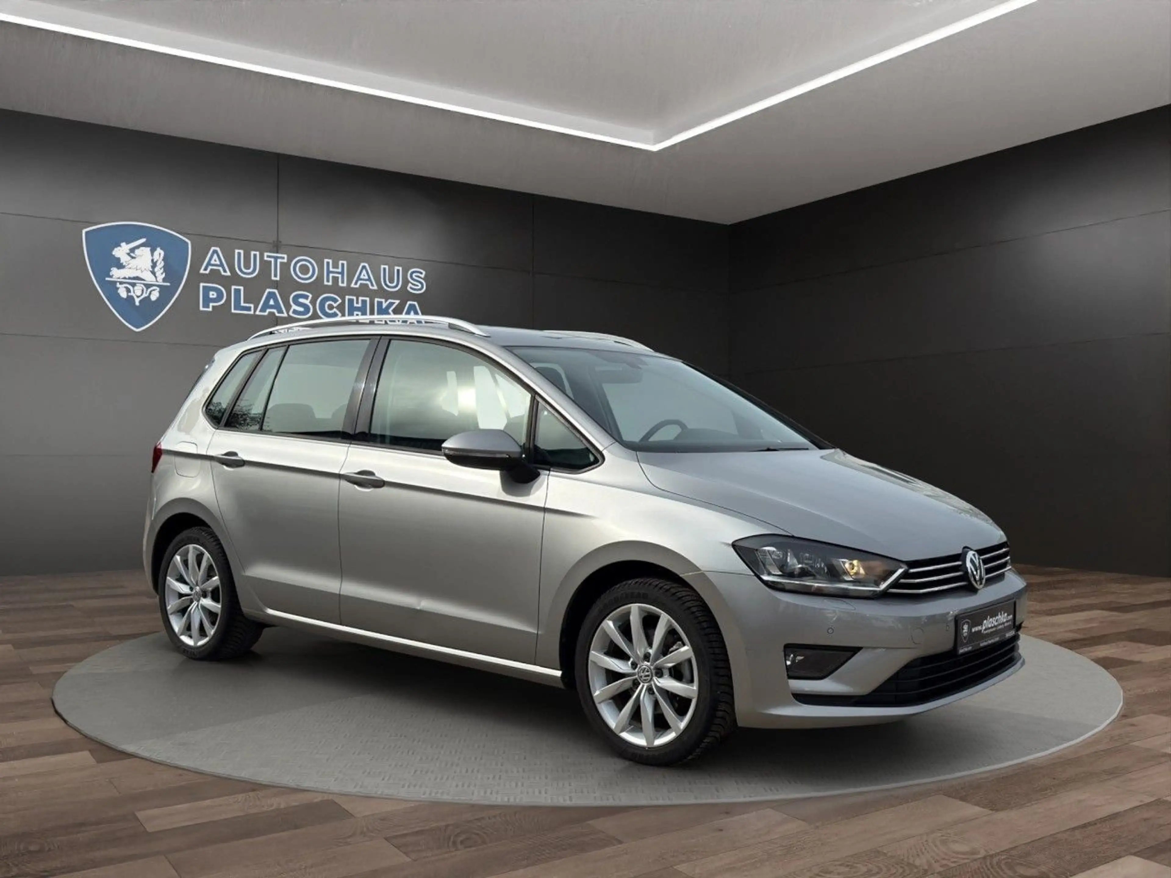 Volkswagen Golf Sportsvan VII 1.4 TSI Comfortline DSG Klima Xenon Navi — photo 4