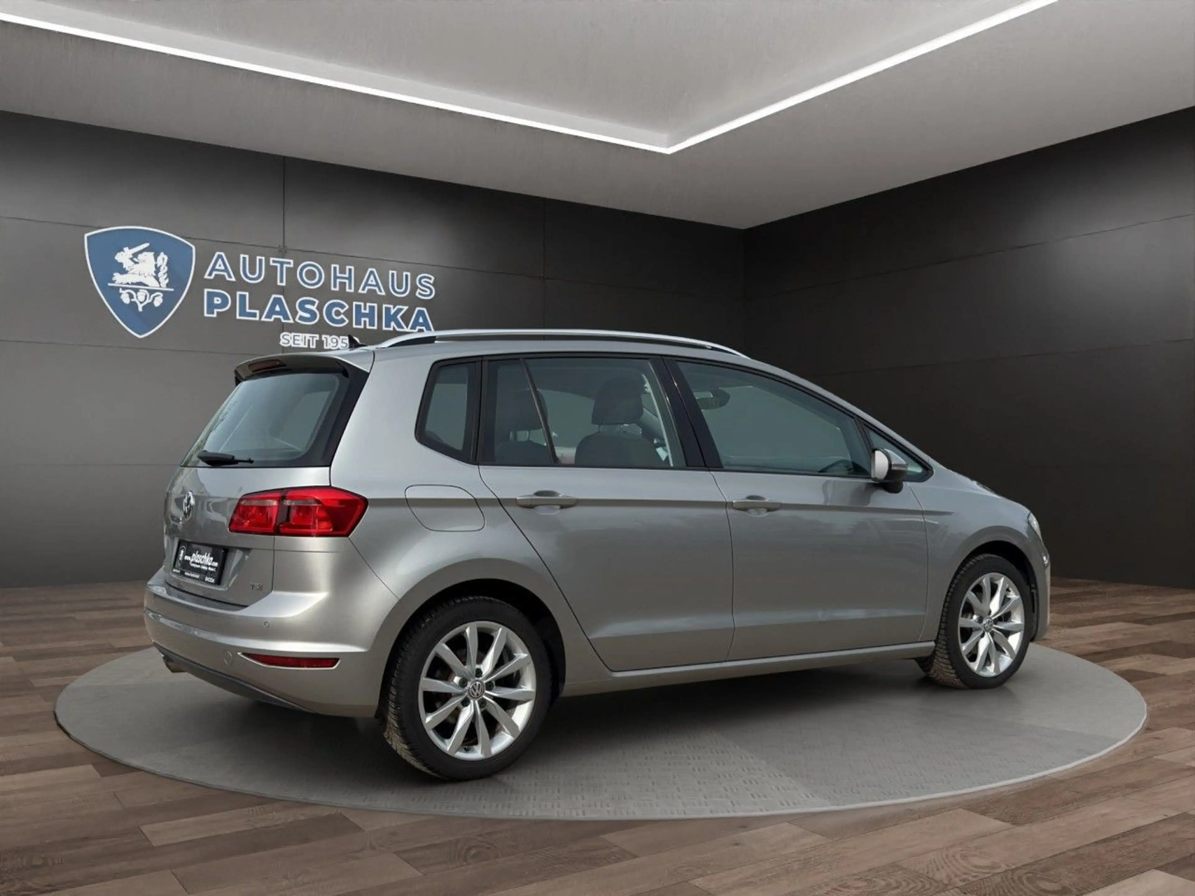 Volkswagen Golf Sportsvan VII 1.4 TSI Comfortline DSG Klima Xenon Navi — photo 6