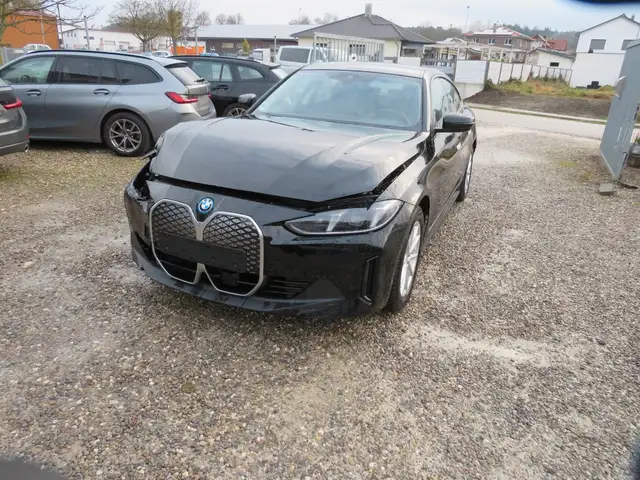 BMW i4 Gran Coupe 35 eDrive alle Airbag zu