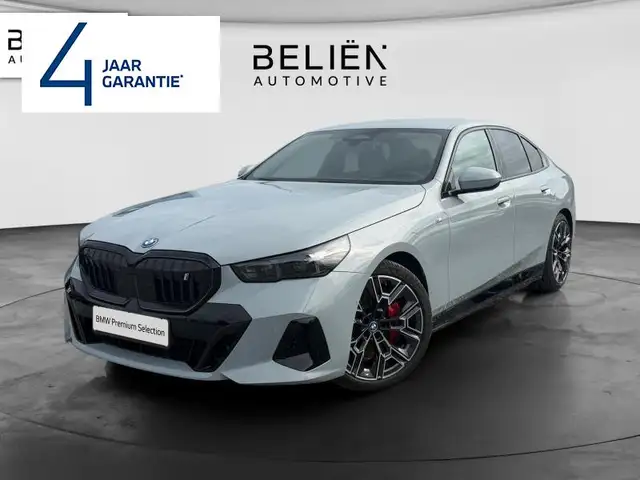 BMW i5 eDrive40