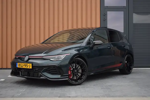 Volkswagen Golf GTI 2.0 TSI Clubsport Edition 50 325pk | Panoramadak