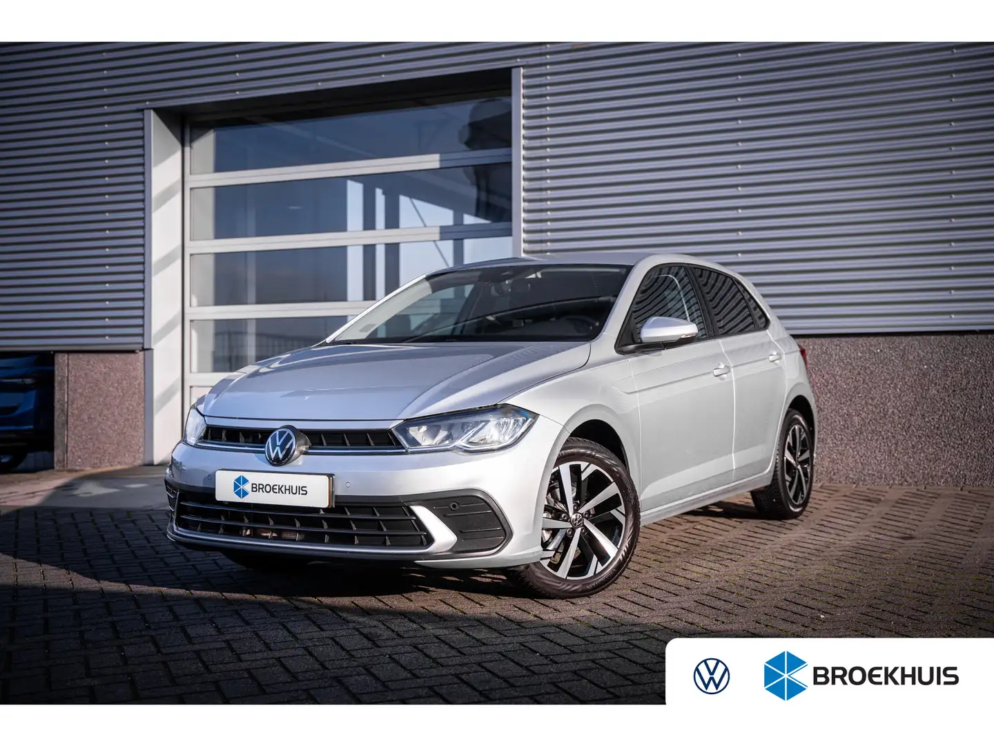 Volkswagen Polo 1.0 TSI Life Edition | Achteruitrijcamera | Airco Grijs - 1