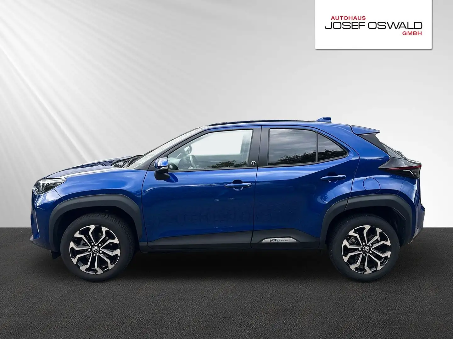 Toyota Yaris Cross Bleu - 2