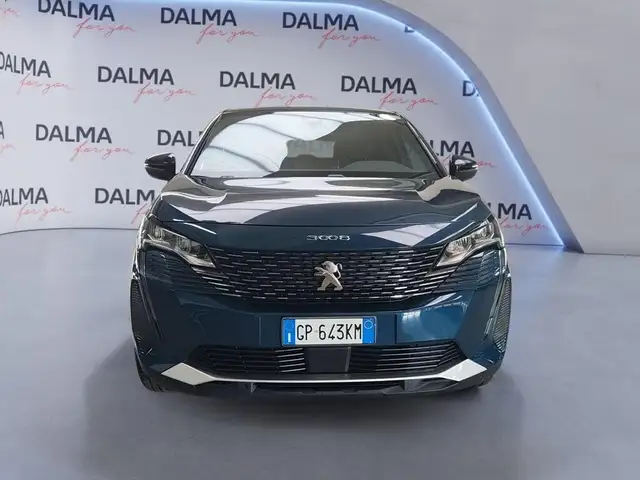 Peugeot 3008 view 8